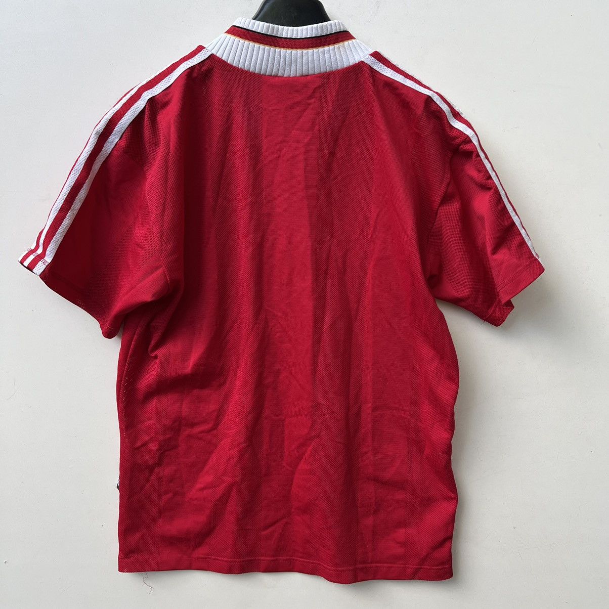 Adidas × Vintage Liverpool soccer jersey vintage Size US M / EU 48-50 / 2 - 9 Thumbnail