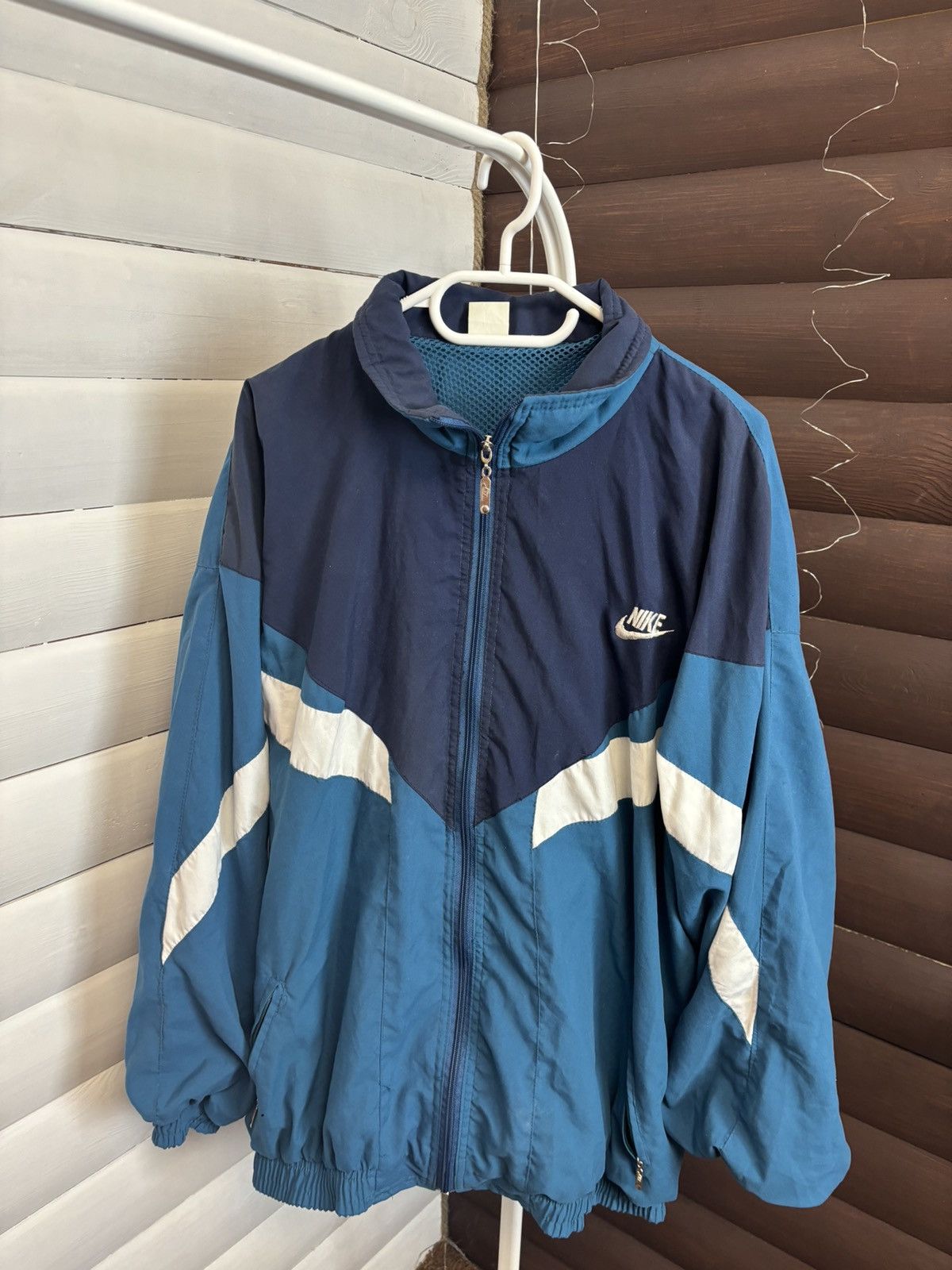 Nike × Vintage Vintage Nike Track Jacket Nylon Swoosh 90s Size US L / EU 52-54 / 3 - 3 Thumbnail