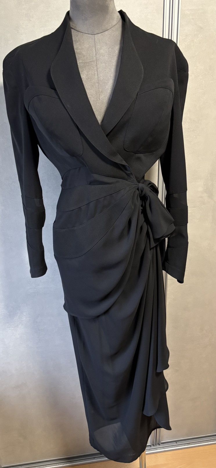 Thierry Mugler THIERRY MUGLER. Set with jacket and long skirt Size M / US 6-8 / IT 42-44 - 3 Thumbnail