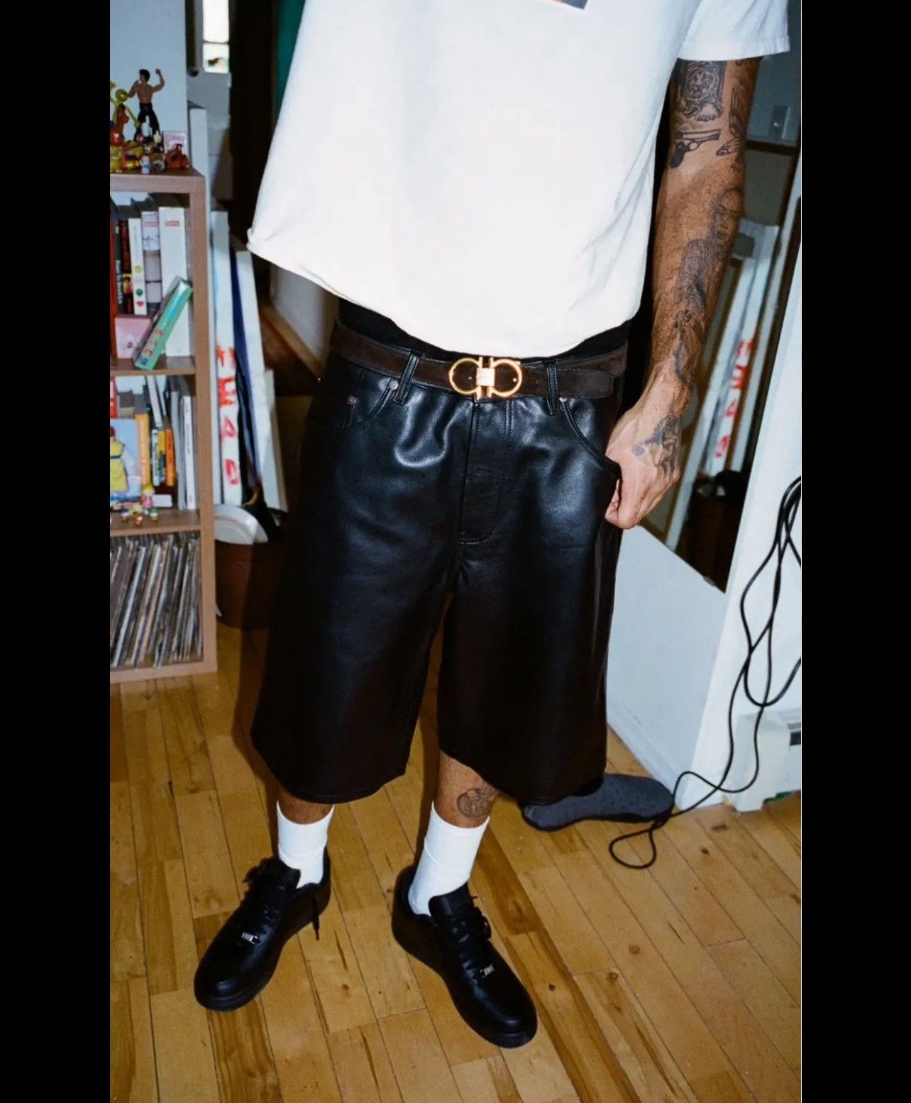 Other Hidden Season black leather baggy shorts Size US 34 / EU 50 - 11 Thumbnail
