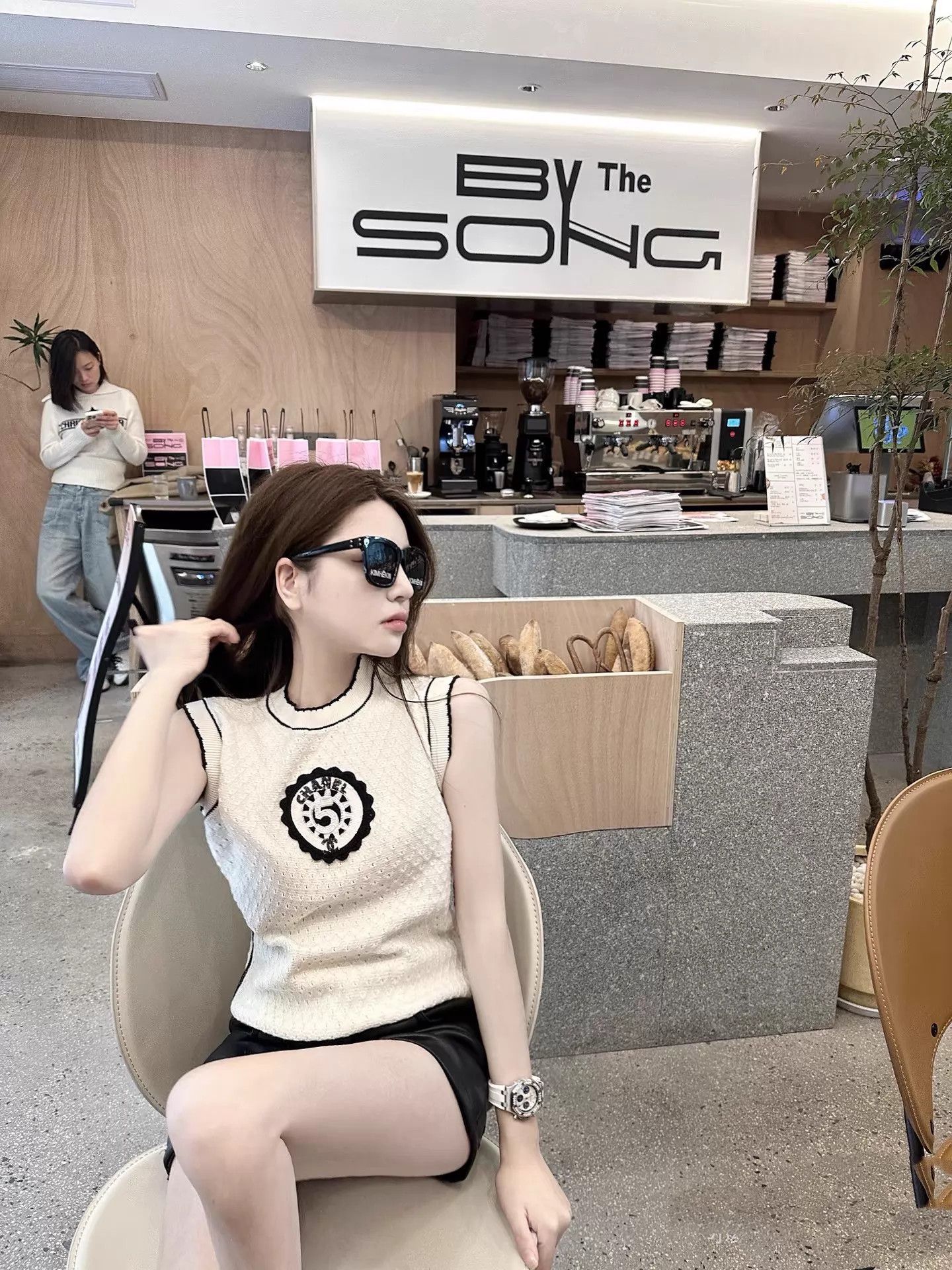 Chanel Chanel 23C No.5 Badge Black/White Colorblock Cami Size XS / US 0-2 / IT 36-38 - 9 Thumbnail