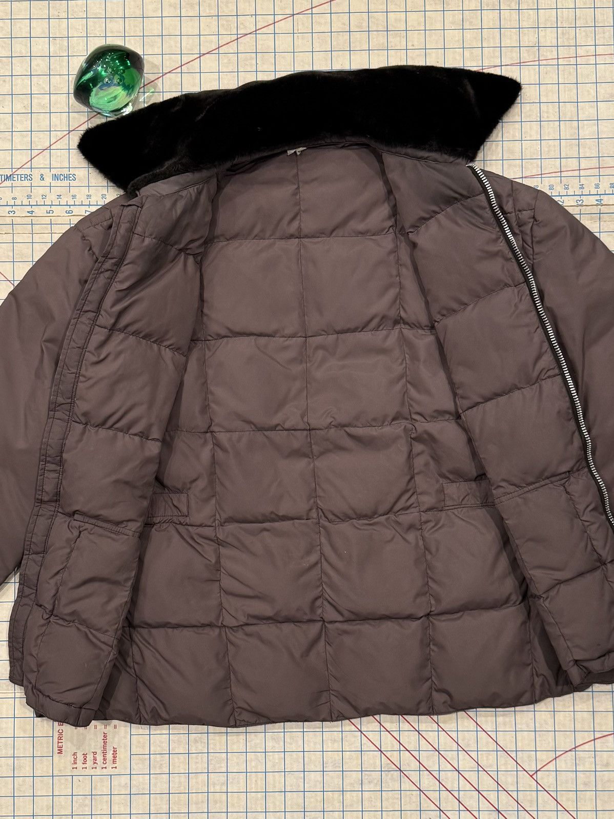 Vintage Vintage Brown Down Puffer Jacker With Brown Collar Fits XL Size US XL / EU 56 / 4 - 4 Thumbnail
