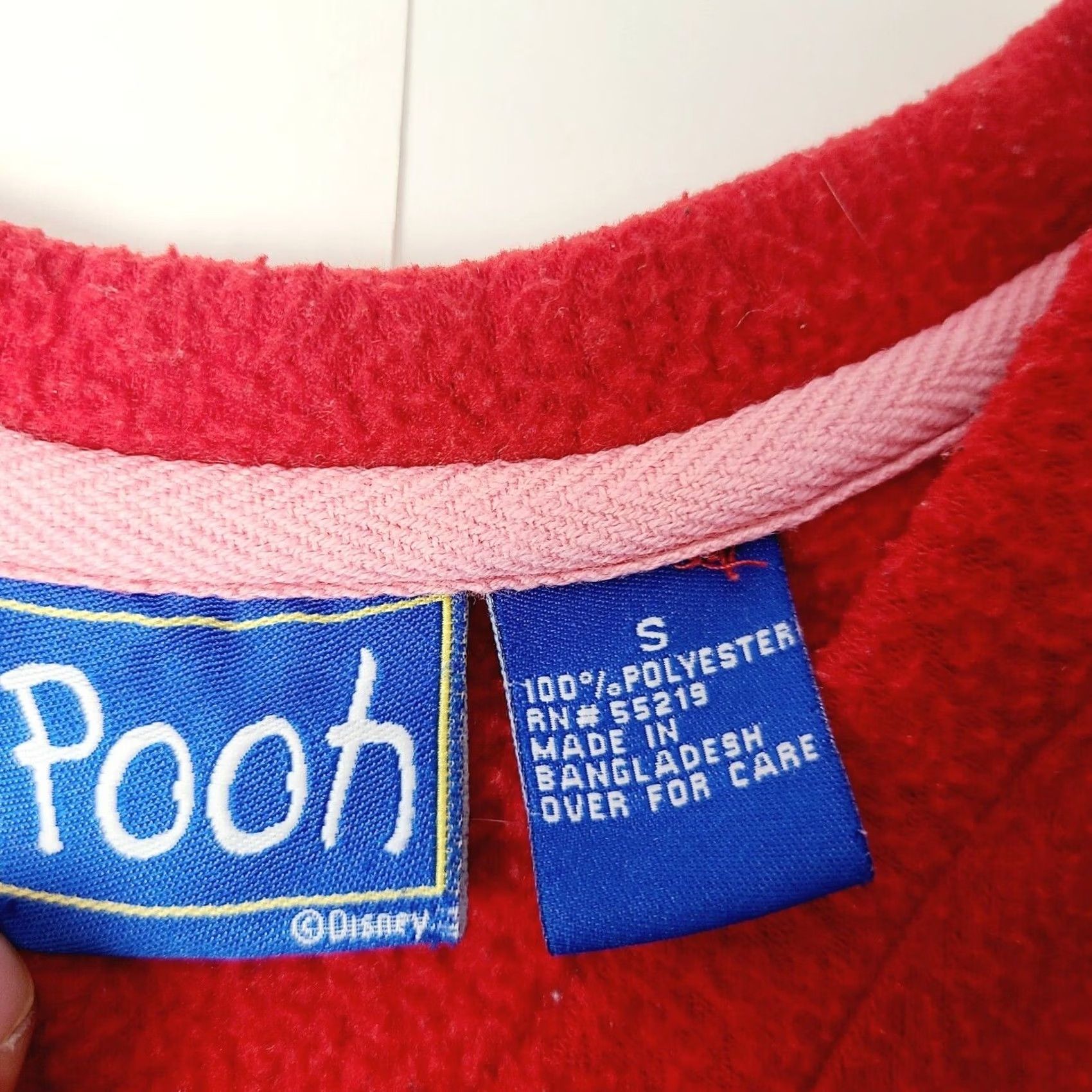 Disney VINTAGE Disney Women’s Pullover V-neck Fleece Red 90s Pooh Collection S Sweater Womens Size S / US 4 / IT 40 - 4 Thumbnail