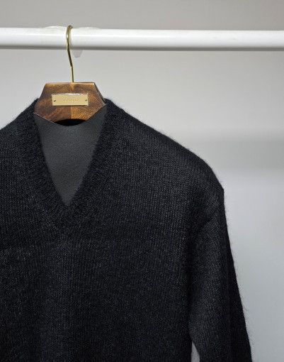 Tom Ford o1sm1stk0824 Mohair Blend V-neck Sweater in Black Size US L / EU 52-54 / 3 - 2 Thumbnail