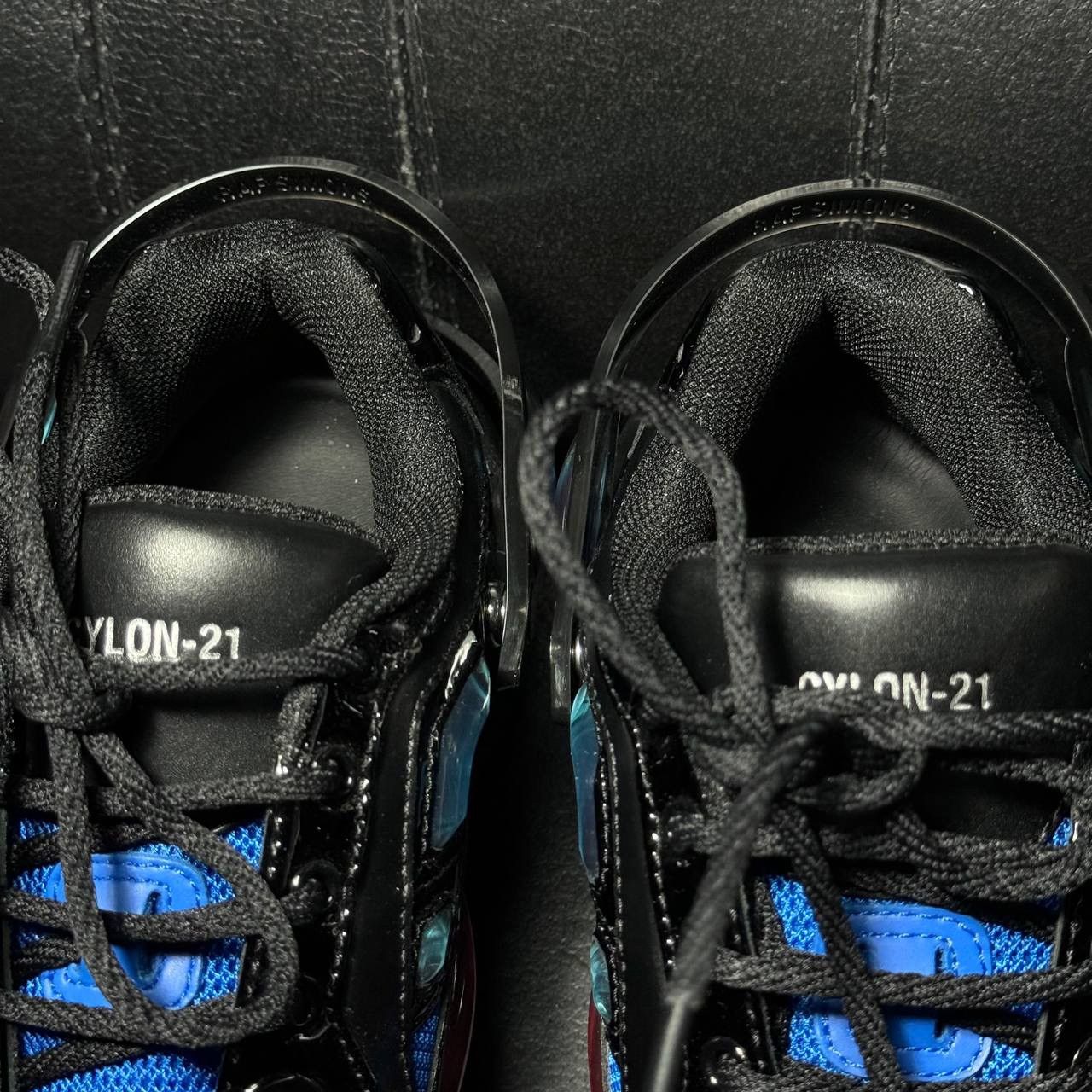 Raf Simons Raf Simons cylon 21 Black Blue Running Shoes Size US 7 / IT 37 - 5 Thumbnail