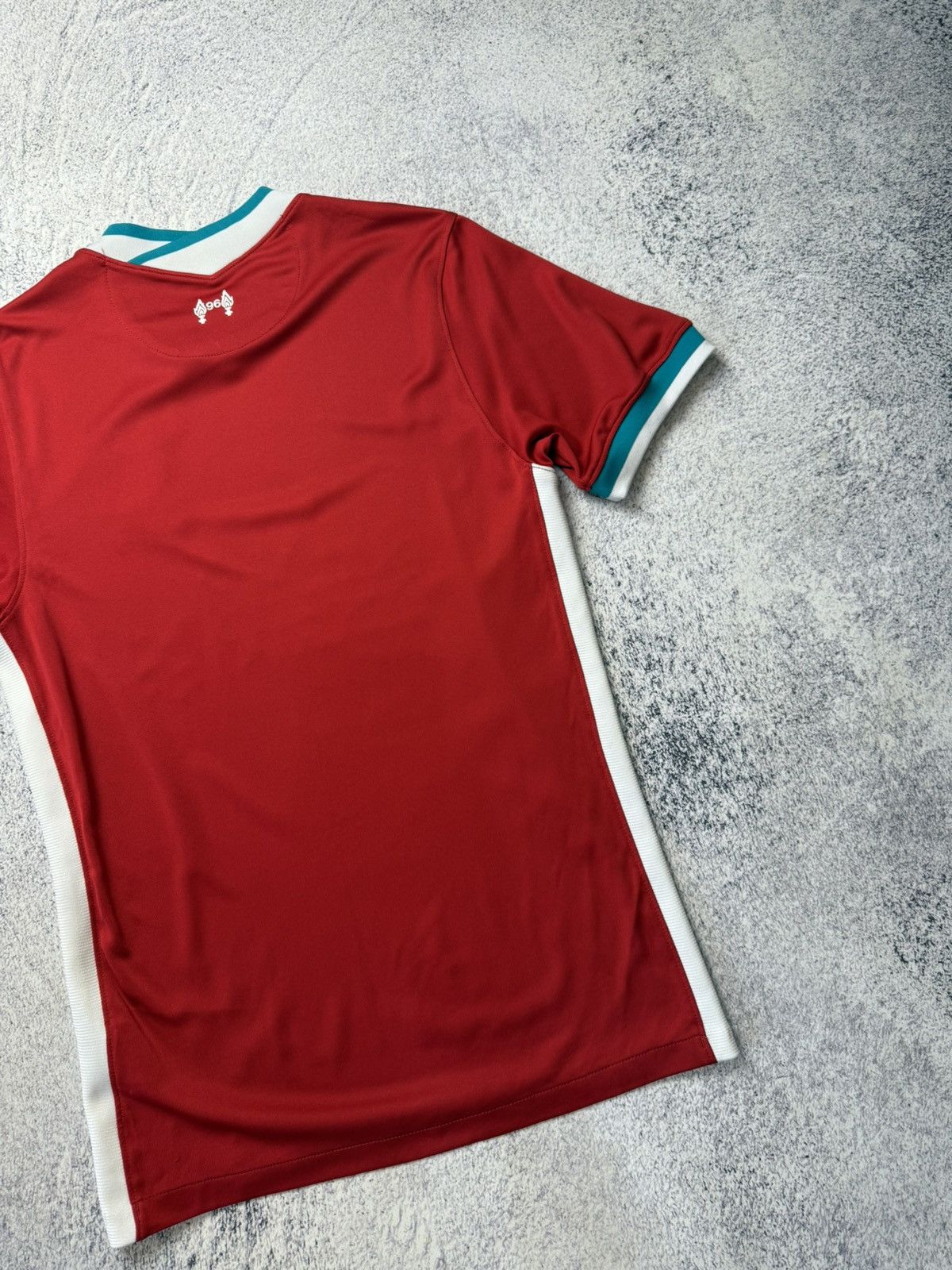 Nike Vintage Liverpool Soccer Jersey Sportwear Nike tee Size US S / EU 44-46 / 1 - 19 Thumbnail