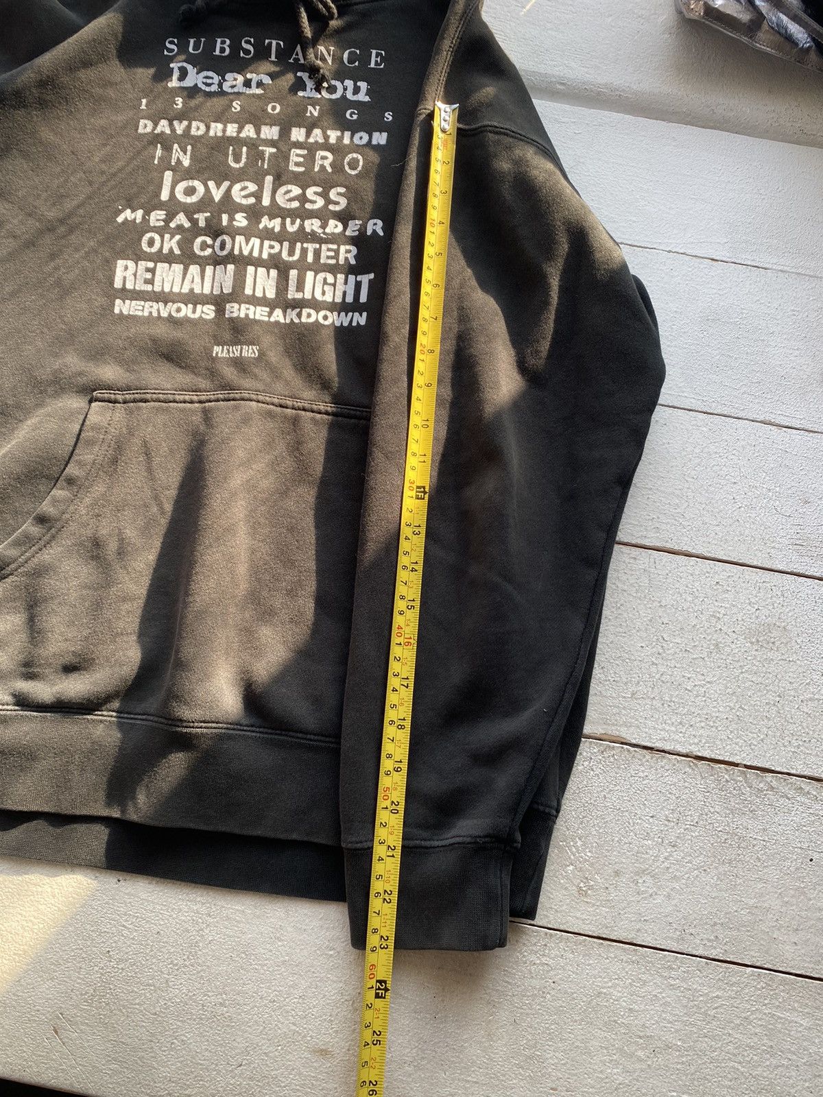 Pleasures Pleasures black sun faded hoodie Size US M / EU 48-50 / 2 - 15 Thumbnail