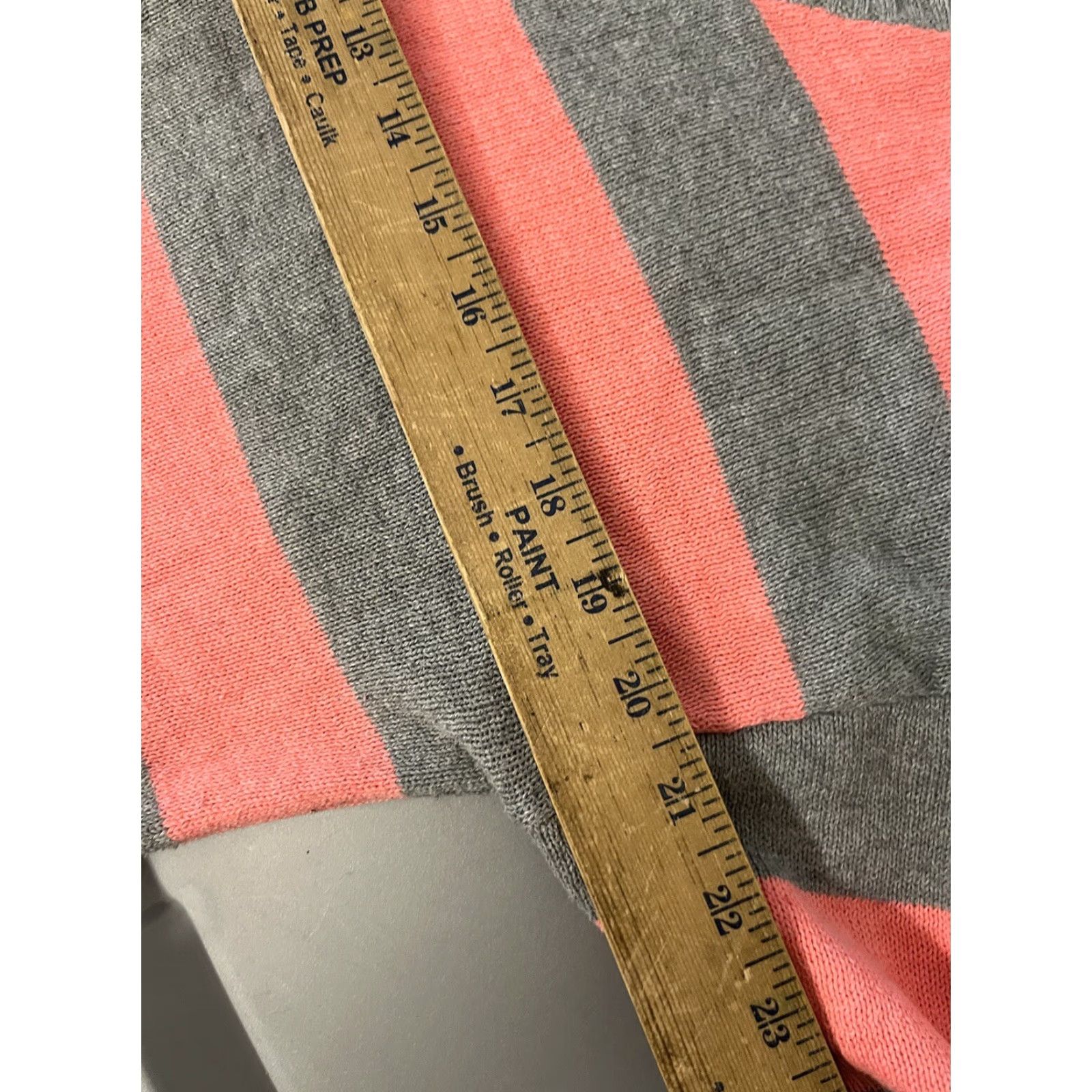 Gap VINTAGE Gap T-Shirt Women Solid Round Neck Long Sleeve Size M Pink Gray Striped 90s Womens Size M / US 6-8 / IT 42-44 - 5 Thumbnail