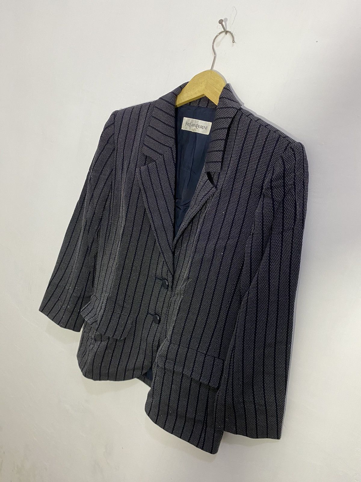 Saint Laurent Paris 💥Grey Stripe💥Yves Saint Laurent Blazer Size M / US 6-8 / IT 42-44 - 4 Thumbnail