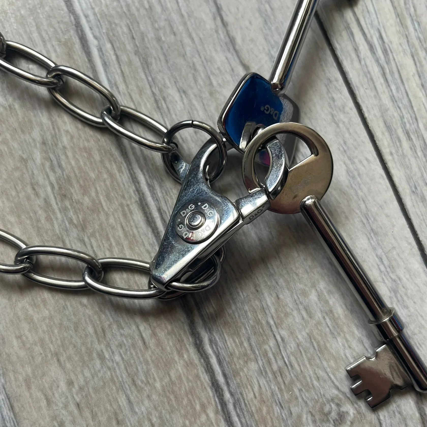 Dolce & Gabbana Dolce & Gabbana Two Keys Necklace Size ONE SIZE - 4 Thumbnail