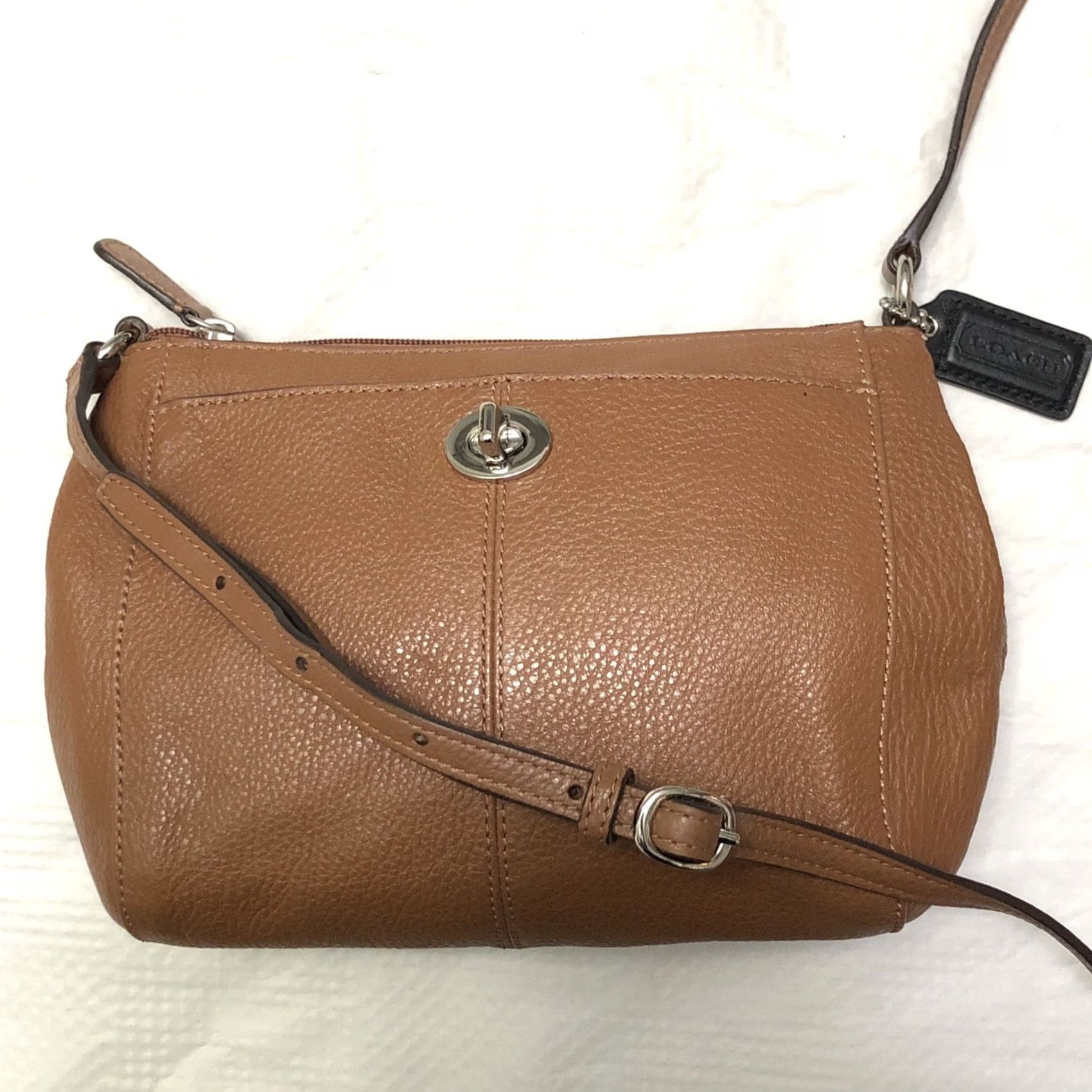 Coach Coach Swingpack Small Crossbody Leather Pebbled Caramel Brown Silver Hardware Women Size S / US 4 / IT 40 - 2 Thumbnail