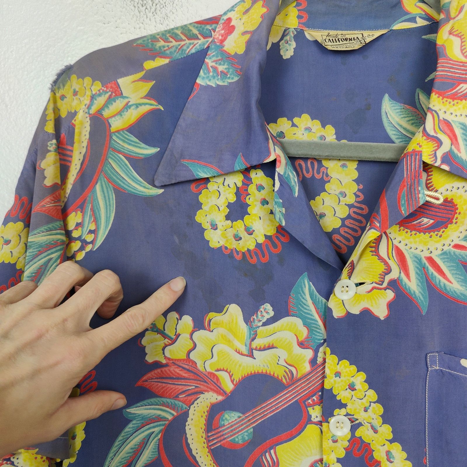 Other Vintage 40s 50s Made in California Rayon Hawaiian Shirt Men Size US M / EU 48-50 / 2 - 4 Thumbnail