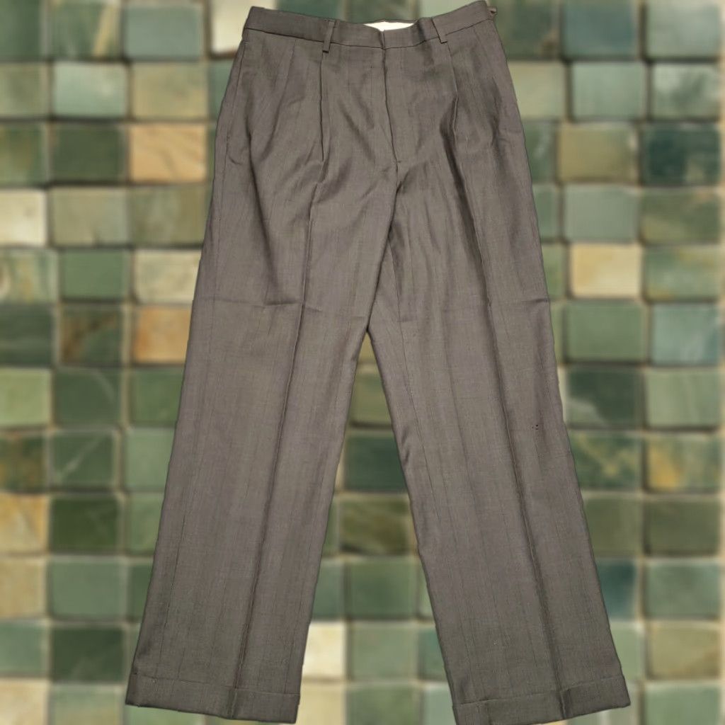 Haggar VINTAGE Haggar Pants Men 34x30 Gray Wool Blend Pleated Gentleman Fit Dress Retro Size US 34 / EU 50 - 1 Thumbnail