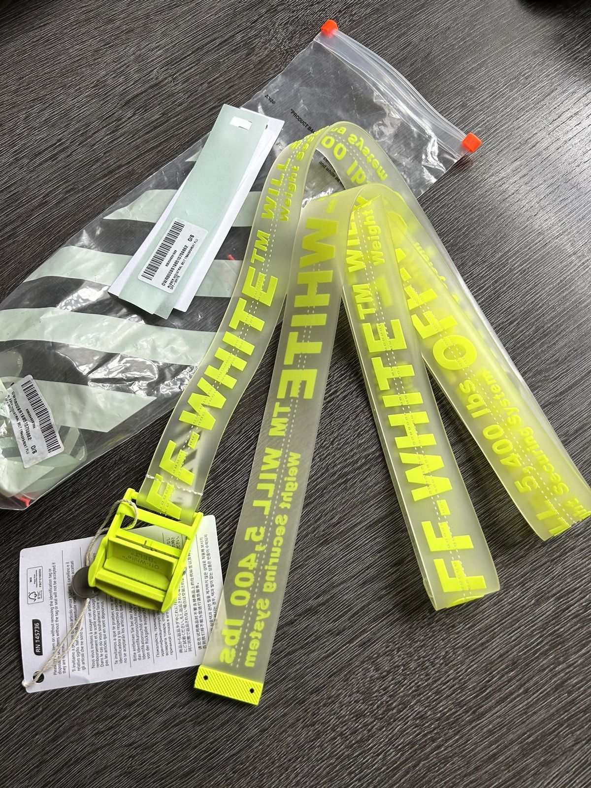 Off white belt tag hotsell