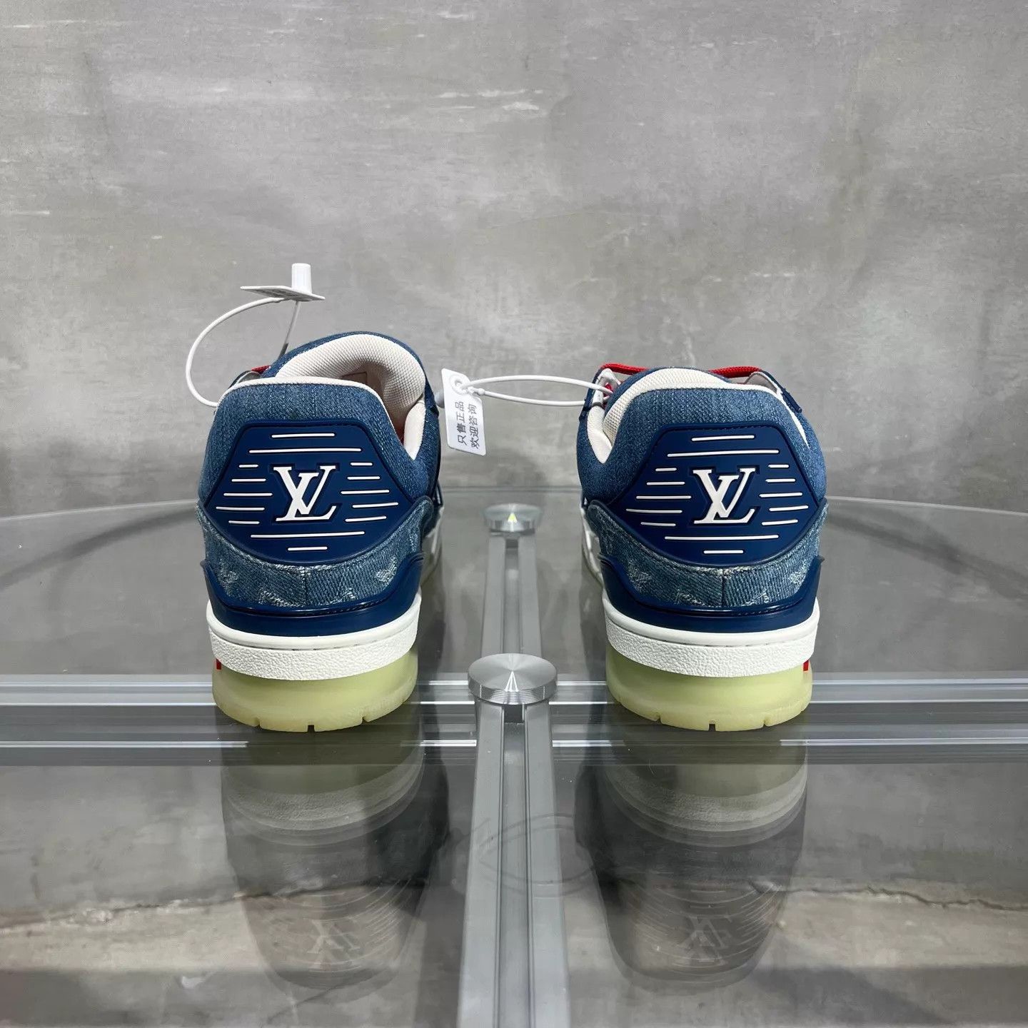 Louis Vuitton LV Trainer China Exclusive Blue Denim UK8.5/42.5 Size US 9.5 / EU 42-43 - 6 Thumbnail
