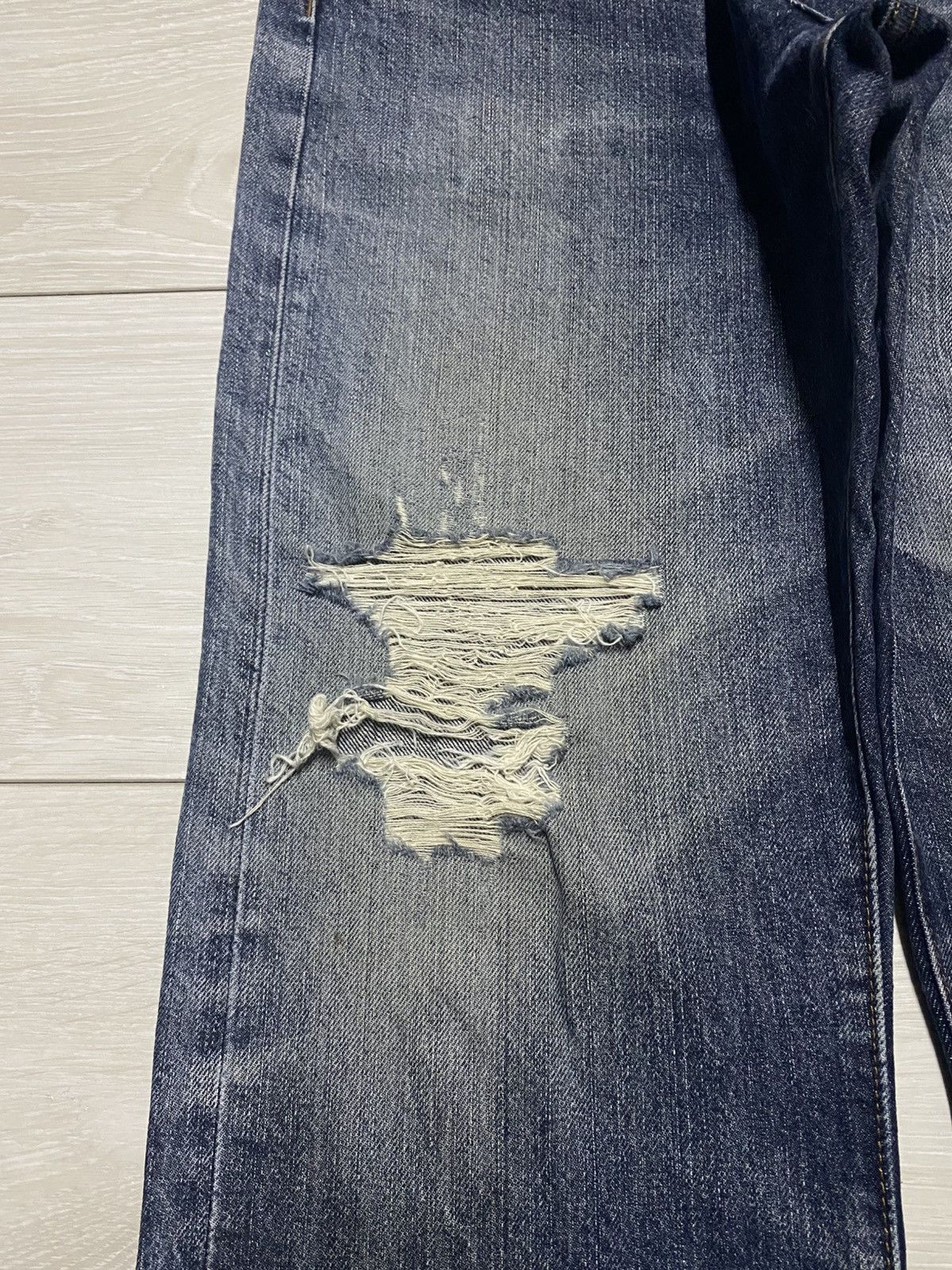 GU Vintage Gu Denim Faded Wash Distressed Loose Jeans Size US 32 / EU 48 - 7 Thumbnail