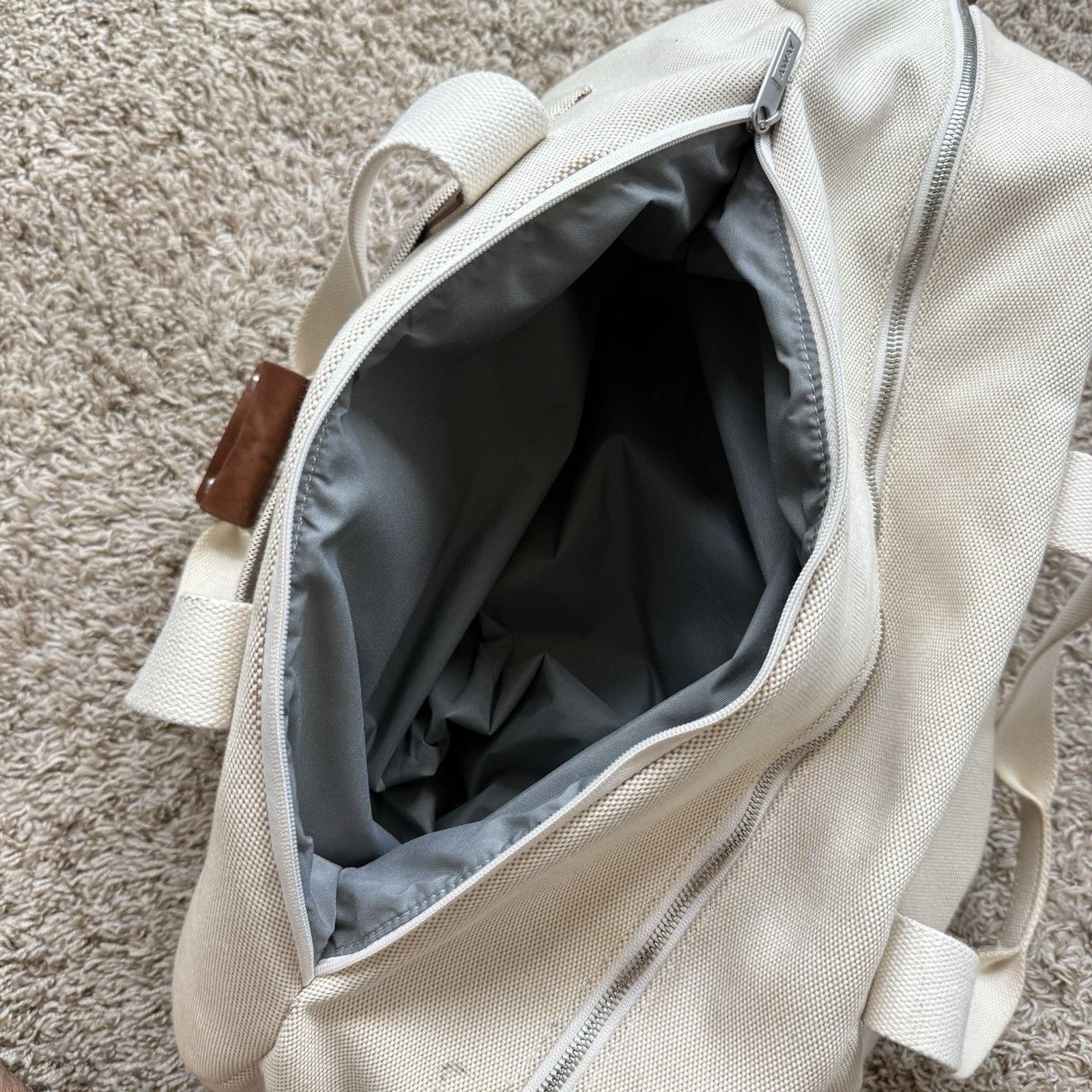 Away Travel Away The Everywhere Weekender Canvas Duffle Bag White Brown Size ONE SIZE - 11 Thumbnail