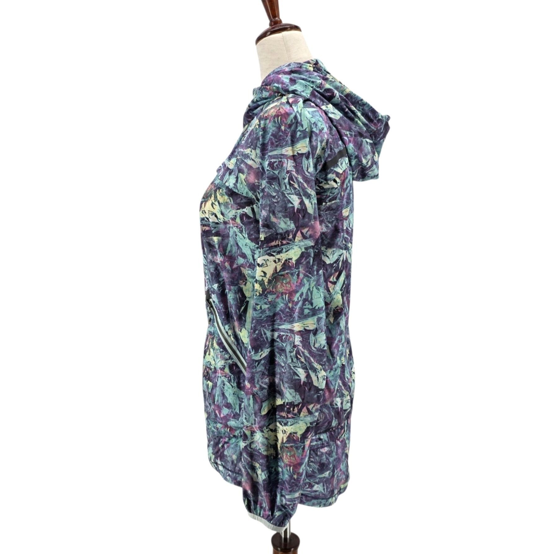 Lululemon Lululemon Womens 2 Jacket Miss Misty II Hooded Wind Water Size XS / US 0-2 / IT 36-38 - 4 Thumbnail