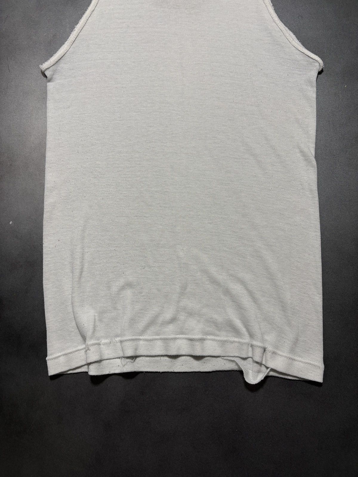 Vintage Thrashed Vintage Blank Tank Top Distressed 80s Under Shirt M Size US M / EU 48-50 / 2 - 7 Thumbnail
