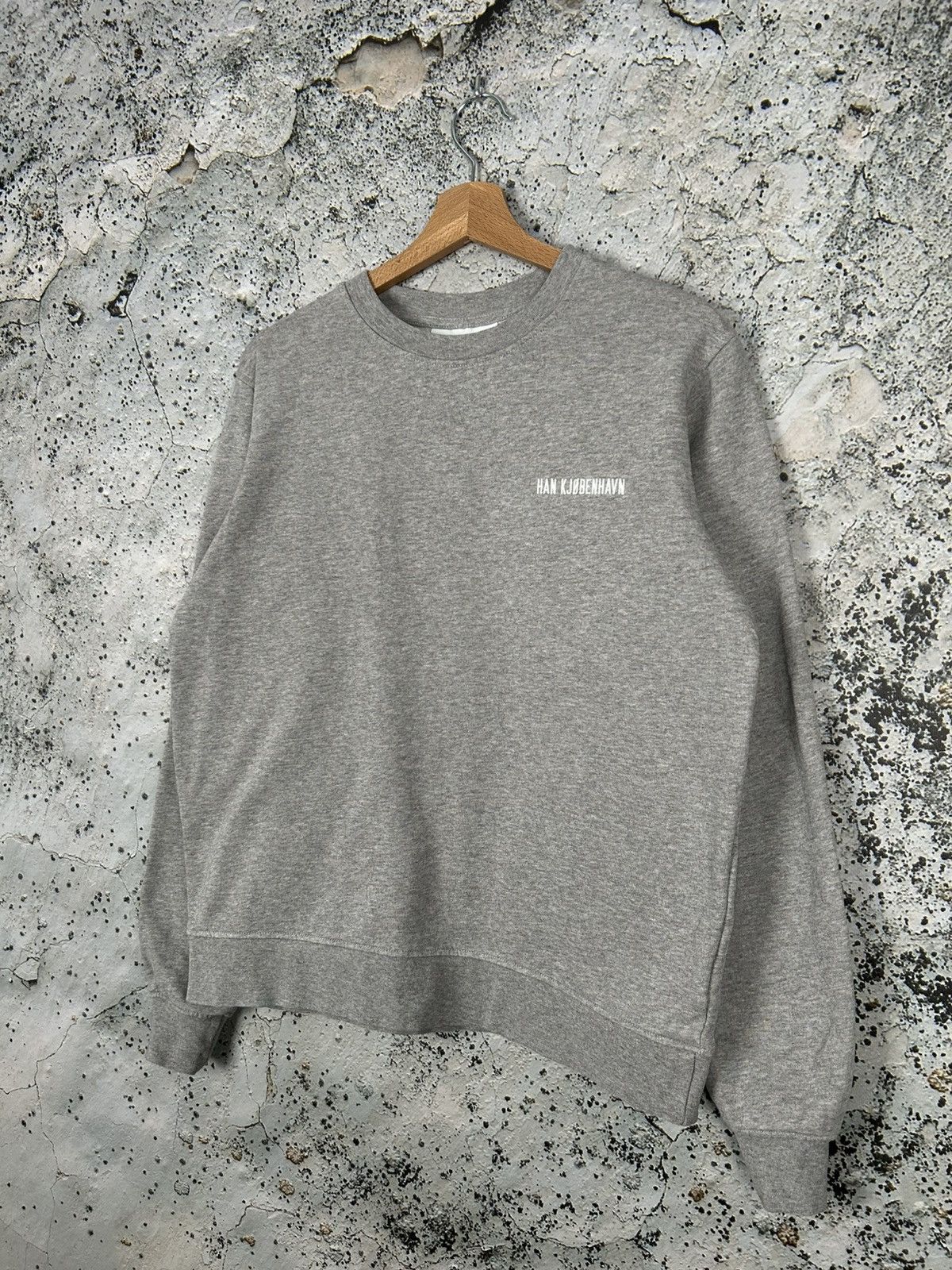 Han Kjobenhavn Han Kjobenhavn Grey Crewneck Designer Hype Streetwear Size US S / EU 44-46 / 1 - 2 Thumbnail