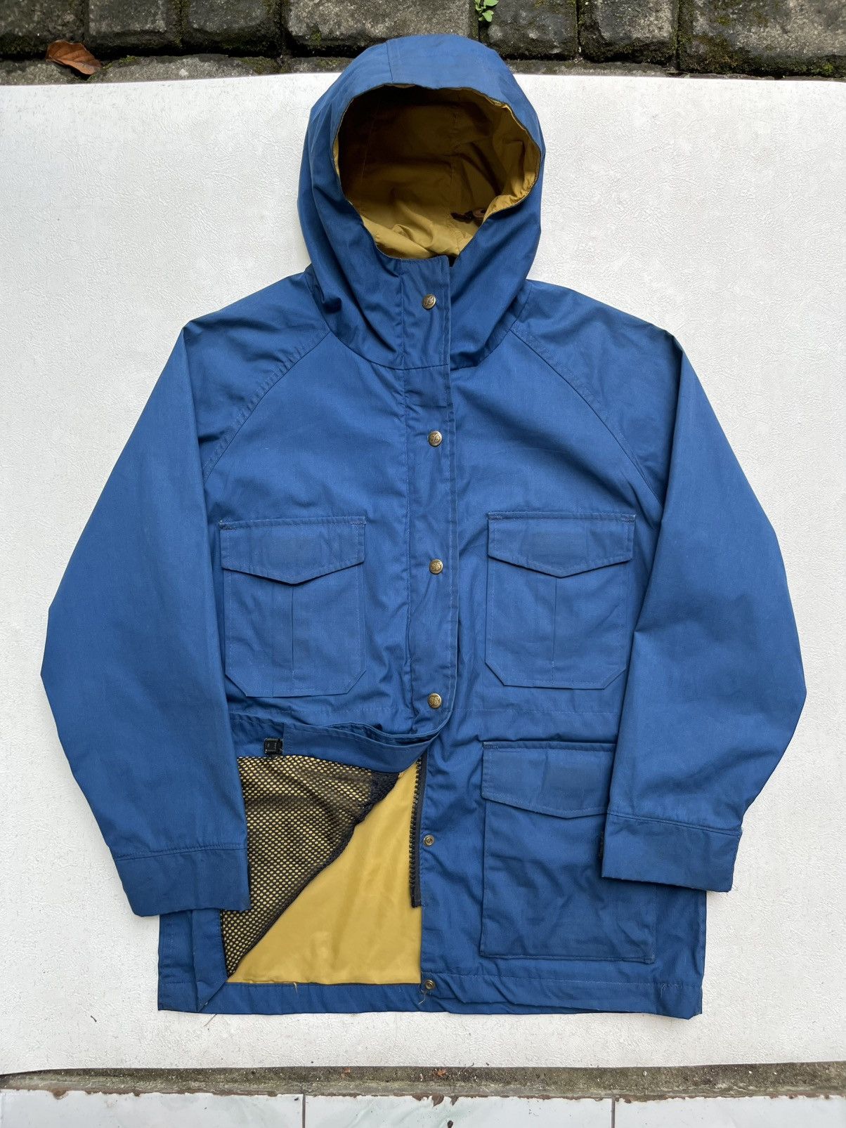 Eddie Bauer 80's Eddie Bauer mountain parka Size US L / EU 52-54 / 3 - 1 Thumbnail