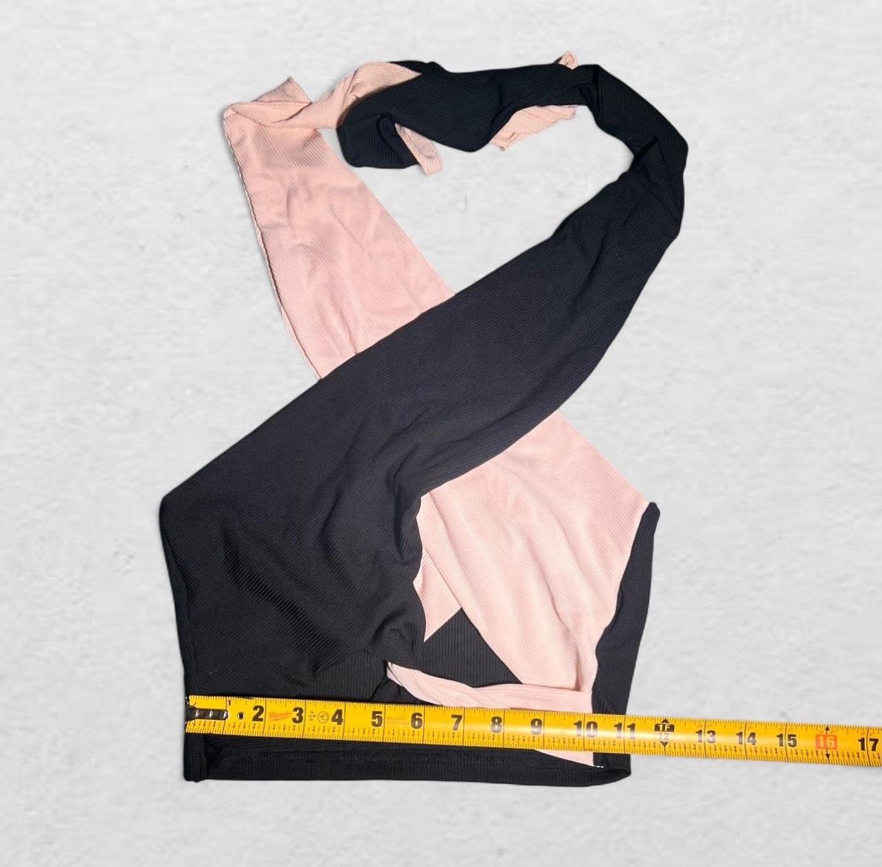 Shein SHEIN tan and black cross tied crop top Size M / US 6-8 / IT 42-44 - 2 Thumbnail