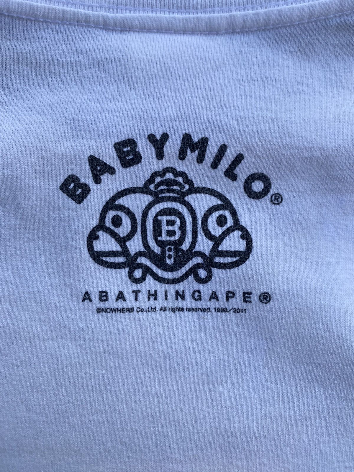 Bape Rare!! A BATHING APE Baby Milo White T-shirts Size US S / EU 44-46 / 1 - 22 Thumbnail