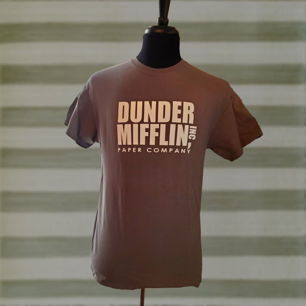 Gildan The Office Dunder Mifflin Logo Gray Shirt Adult Medium T-Shirt Men Size US M / EU 48-50 / 2 - 1 Preview