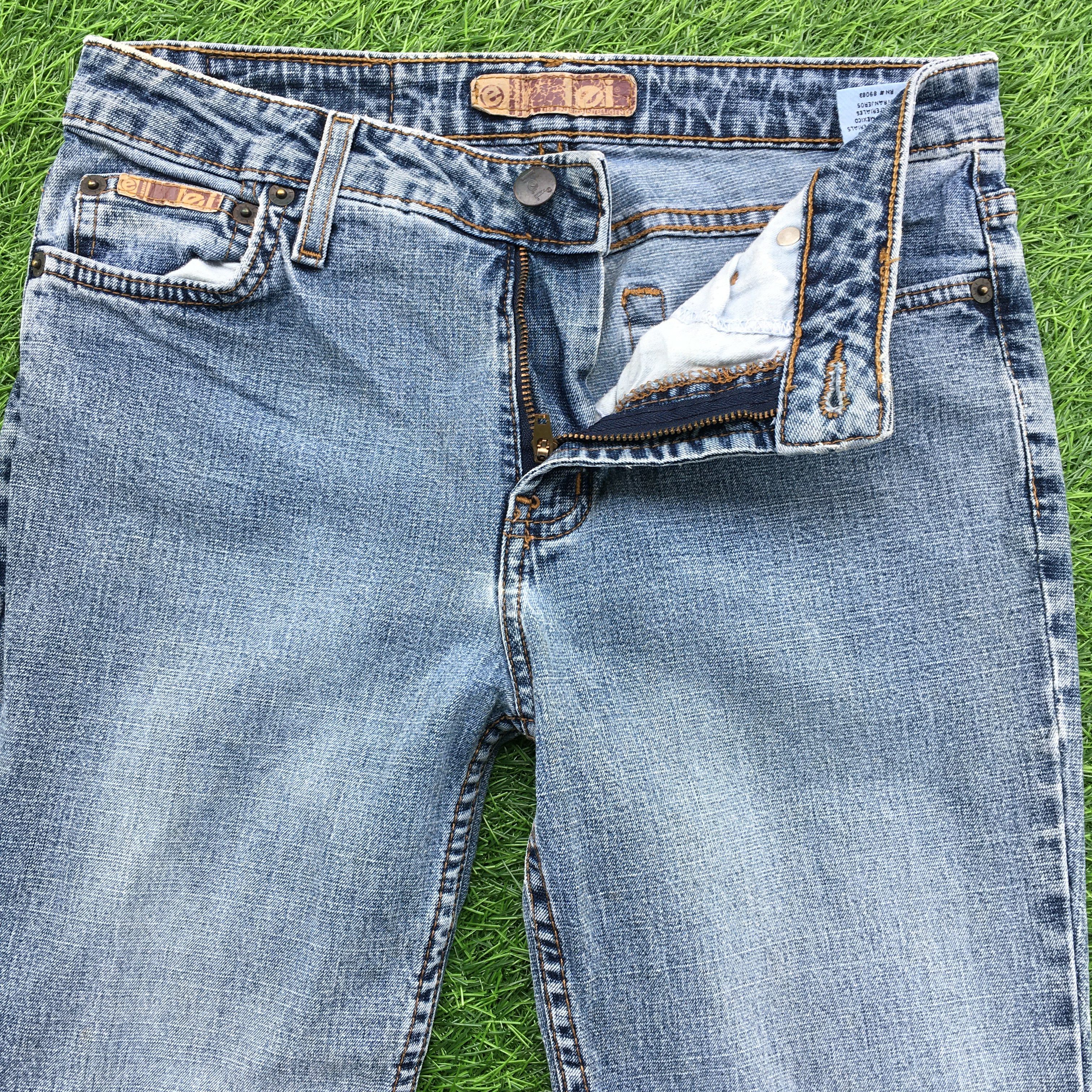 Designer Release Hem Bootcut Stretch Jeans D-1029 Size 25" / US 0 / IT 36 - 3 Thumbnail