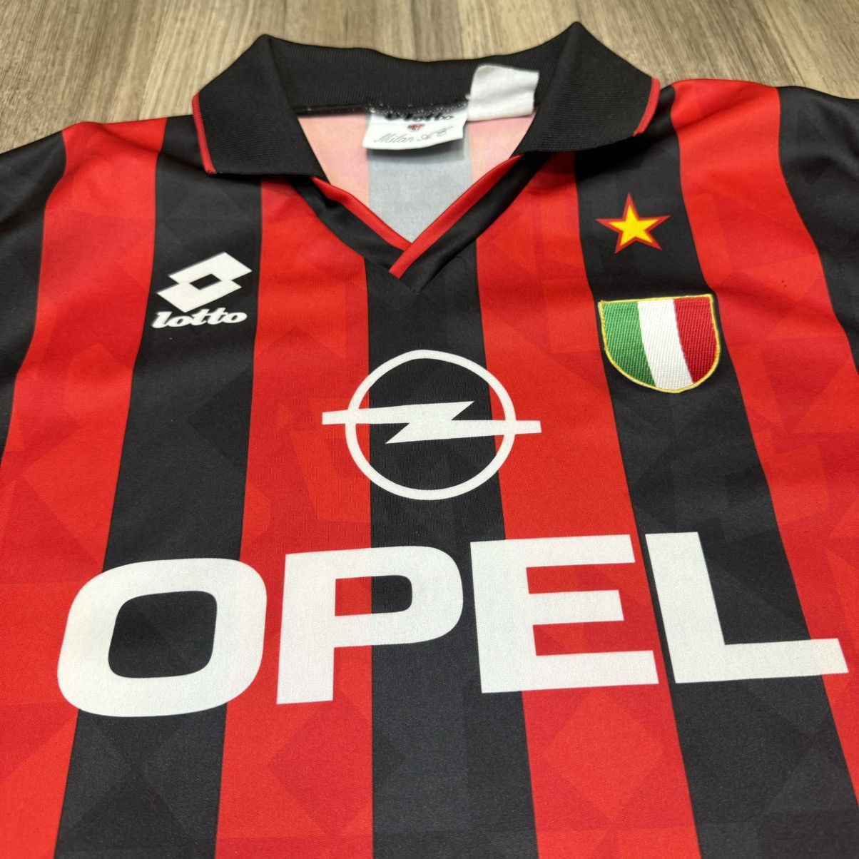 Lotto Sport AC Milan 94/95 home shirt Size US M / EU 48-50 / 2 - 3 Thumbnail