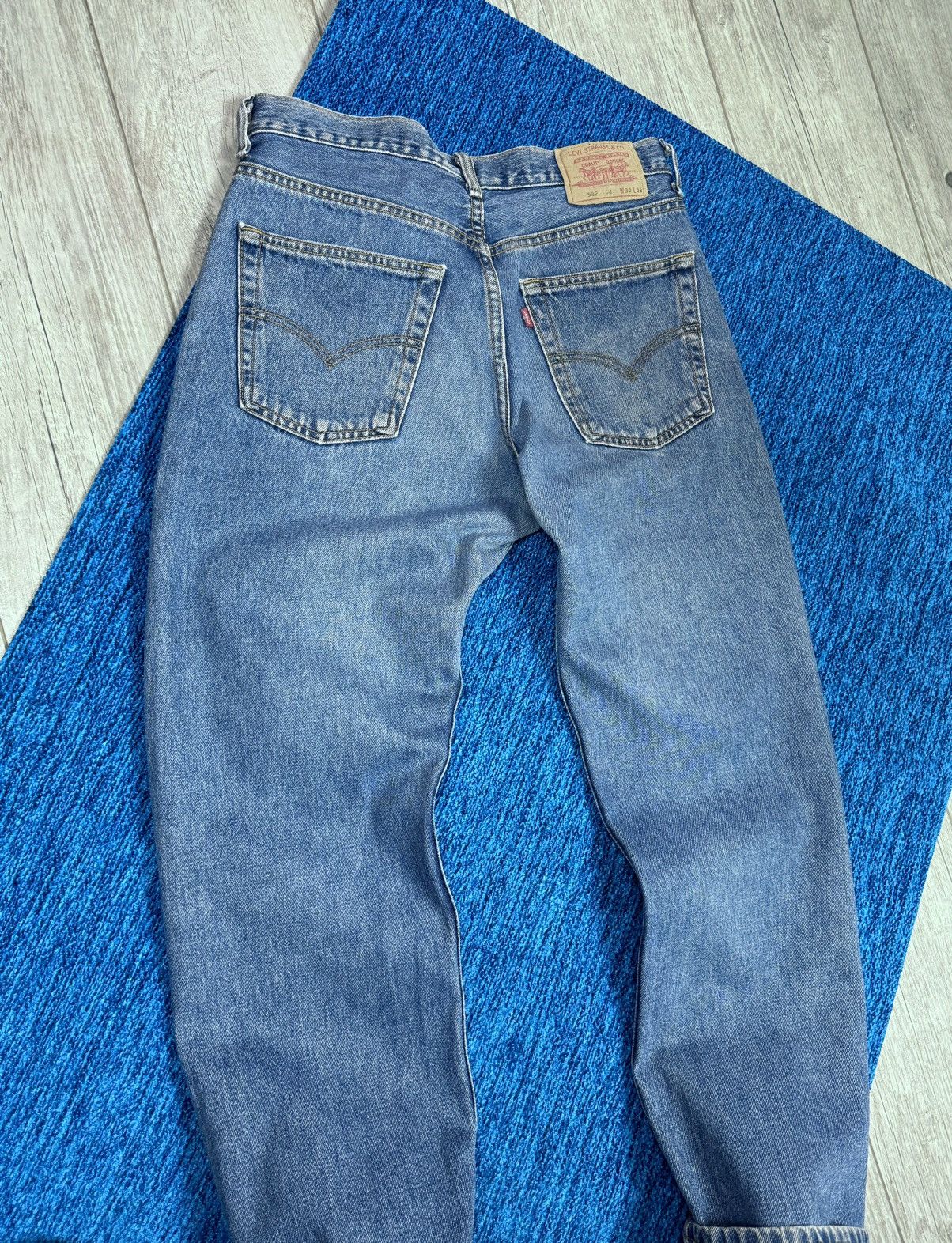 Levi's × Levi's Vintage Clothing × Vintage Vintage Levi’s Jeans 582 2002 Size W33 L32 Size US 33 - 7 Thumbnail
