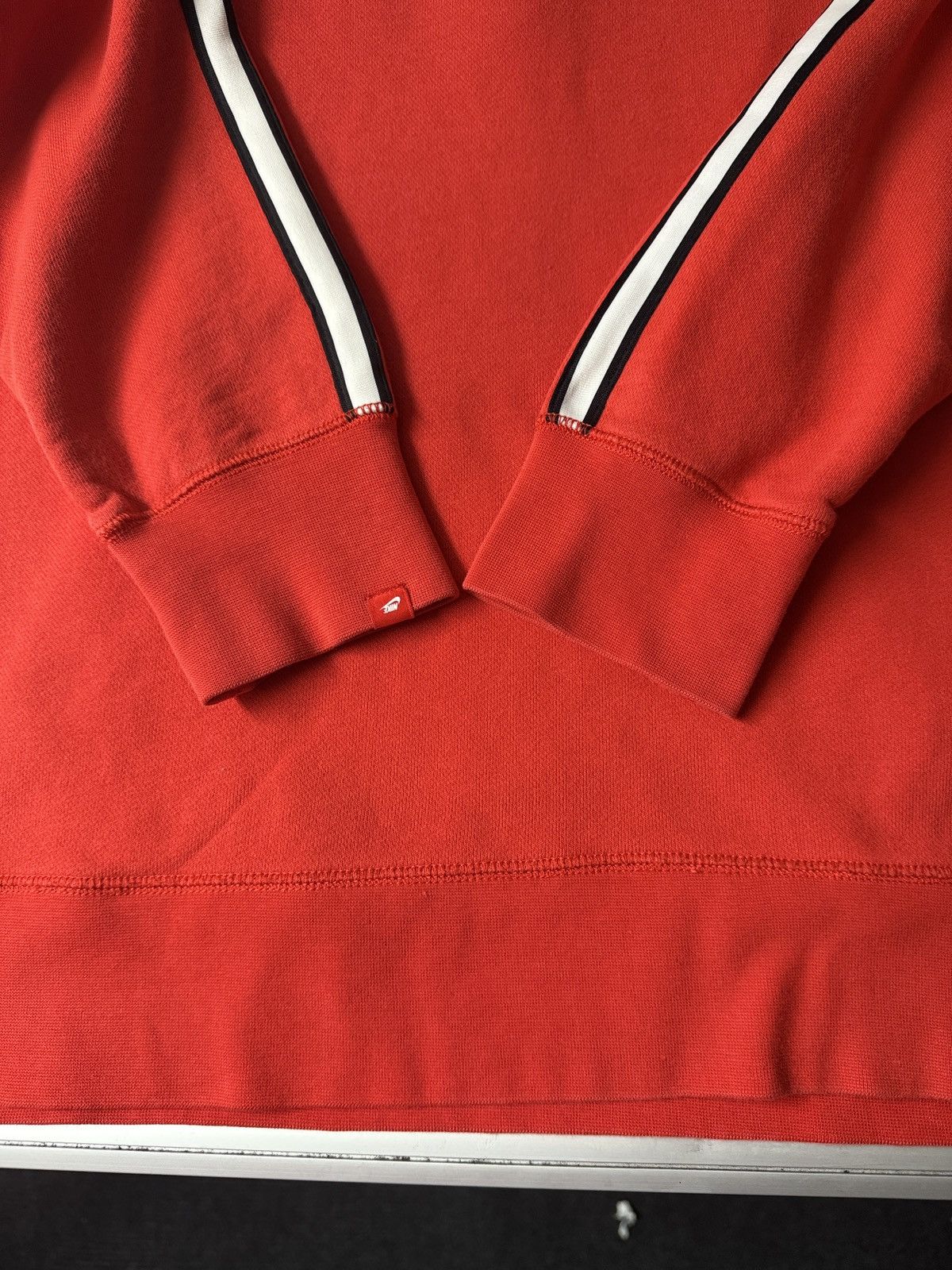 Nike Nike Men's Red Hoodie with white Logo Size US XL / EU 56 / 4 - 6 Thumbnail