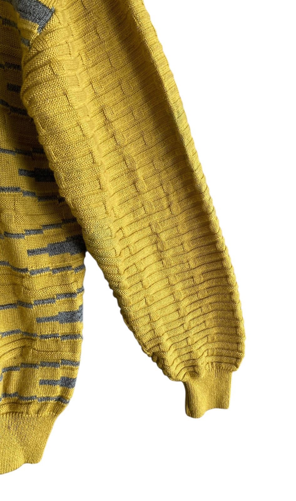 Vintage Vintage Brand Paco Rabanne Knitwear 1990s Size US M / EU 48-50 / 2 - 5 Thumbnail