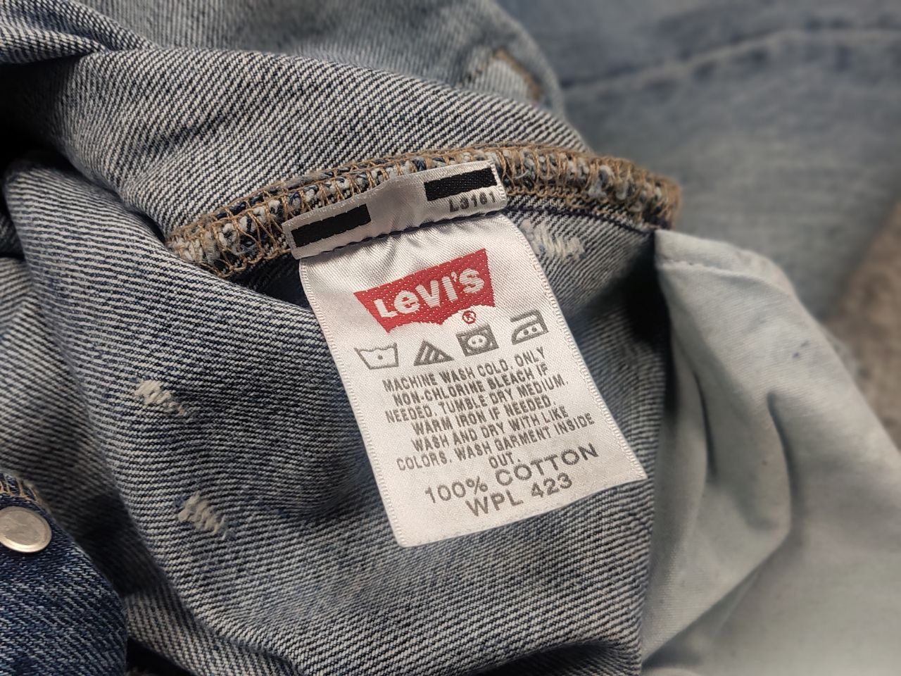 Levi's Vintage Levis 501 Straight Leg Distressed Faded Denim Jeans Size US 33 - 16 Thumbnail