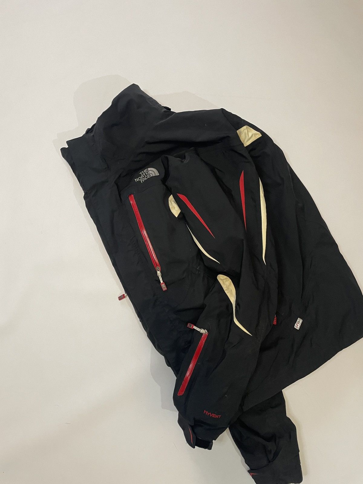 The North Face The North Face HyVent "Steep Series" Ski Jacket – Size US M / EU 48-50 / 2 - 4 Thumbnail