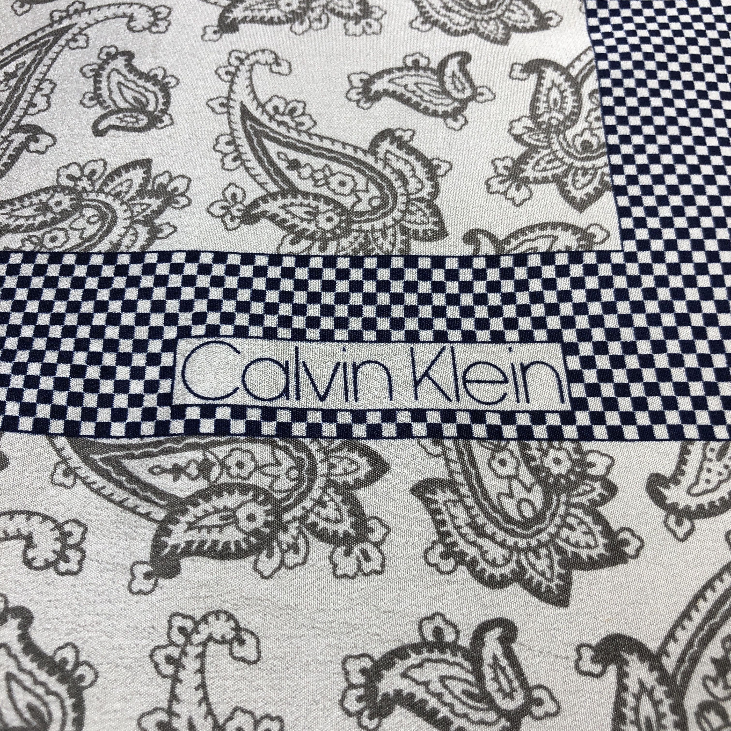 Calvin Klein Vintage Calvin Klein Paisley Silk Scarf M1232 Size ONE SIZE - 4 Thumbnail