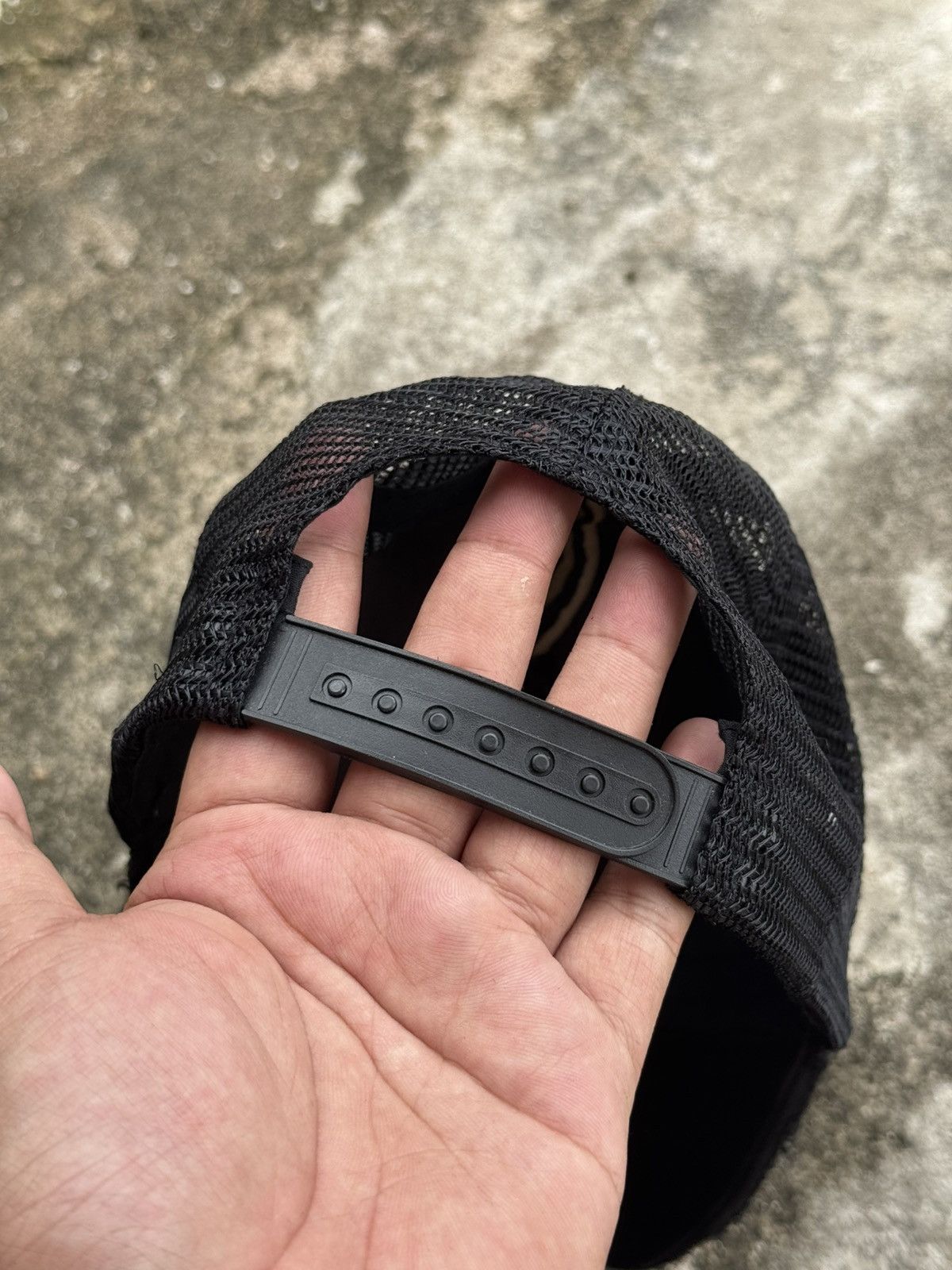Hysteric Glamour Japanese Poem Crosses Distressed Trucker Hats Ifsix Style Size ONE SIZE - 6 Thumbnail