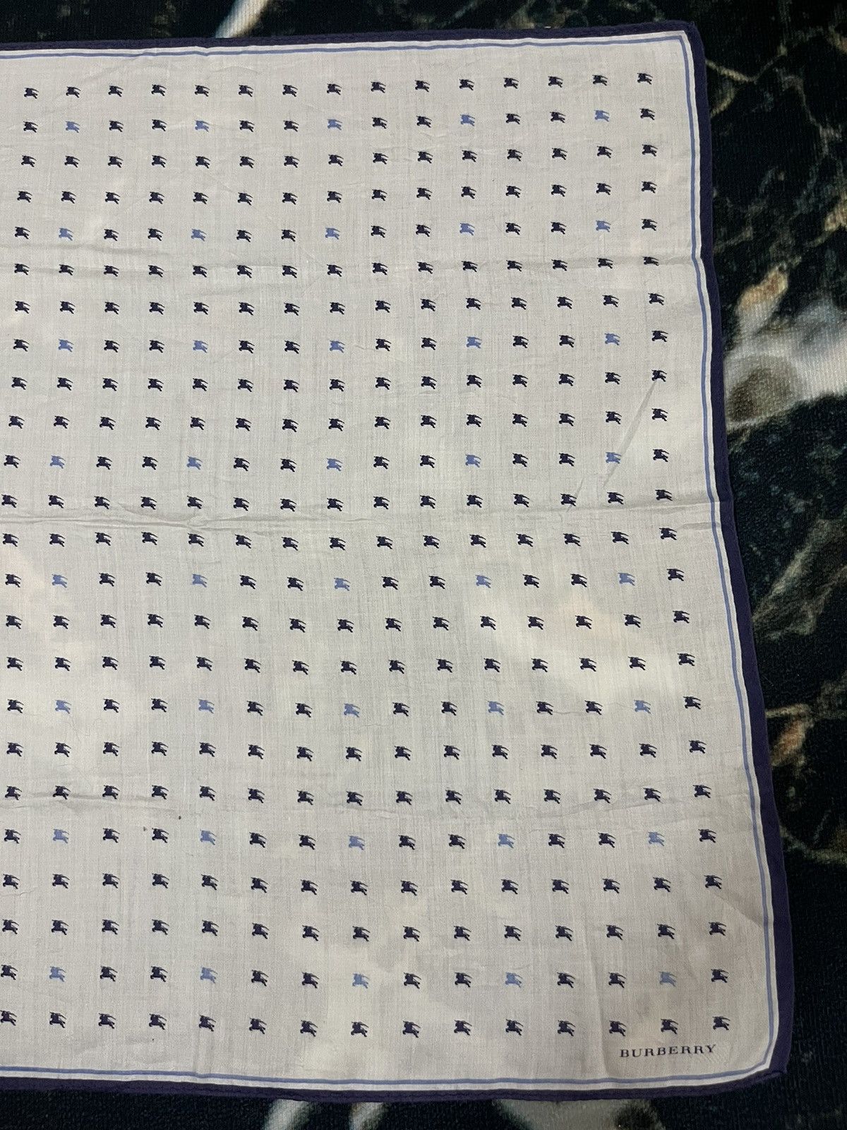 Burberry Burberry Handkerchief/ Bandana Size ONE SIZE - 7 Thumbnail