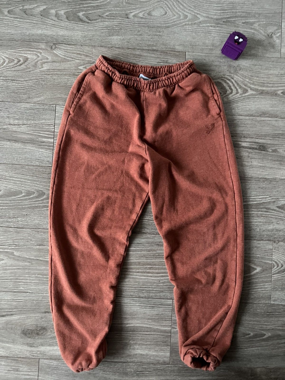 Gymshark Gymshark Red Onyx Embroidered Logo Buggy Sport Jogger Pants Size US 34 / EU 50 - 1 Thumbnail