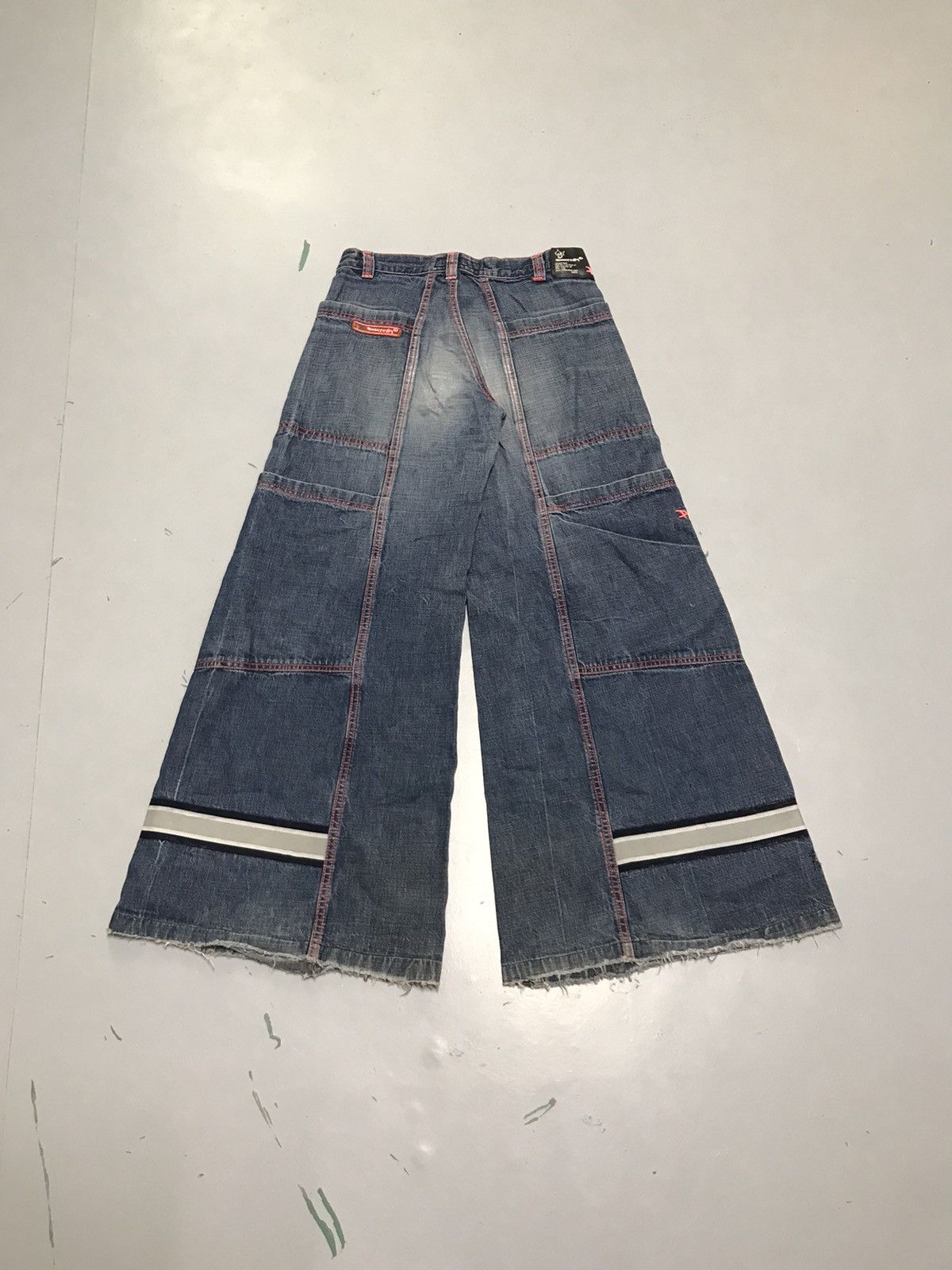 JNCO Vintage pink fish big pockets cargodenim Size 30" / US 8 / IT 44 - 2 Thumbnail