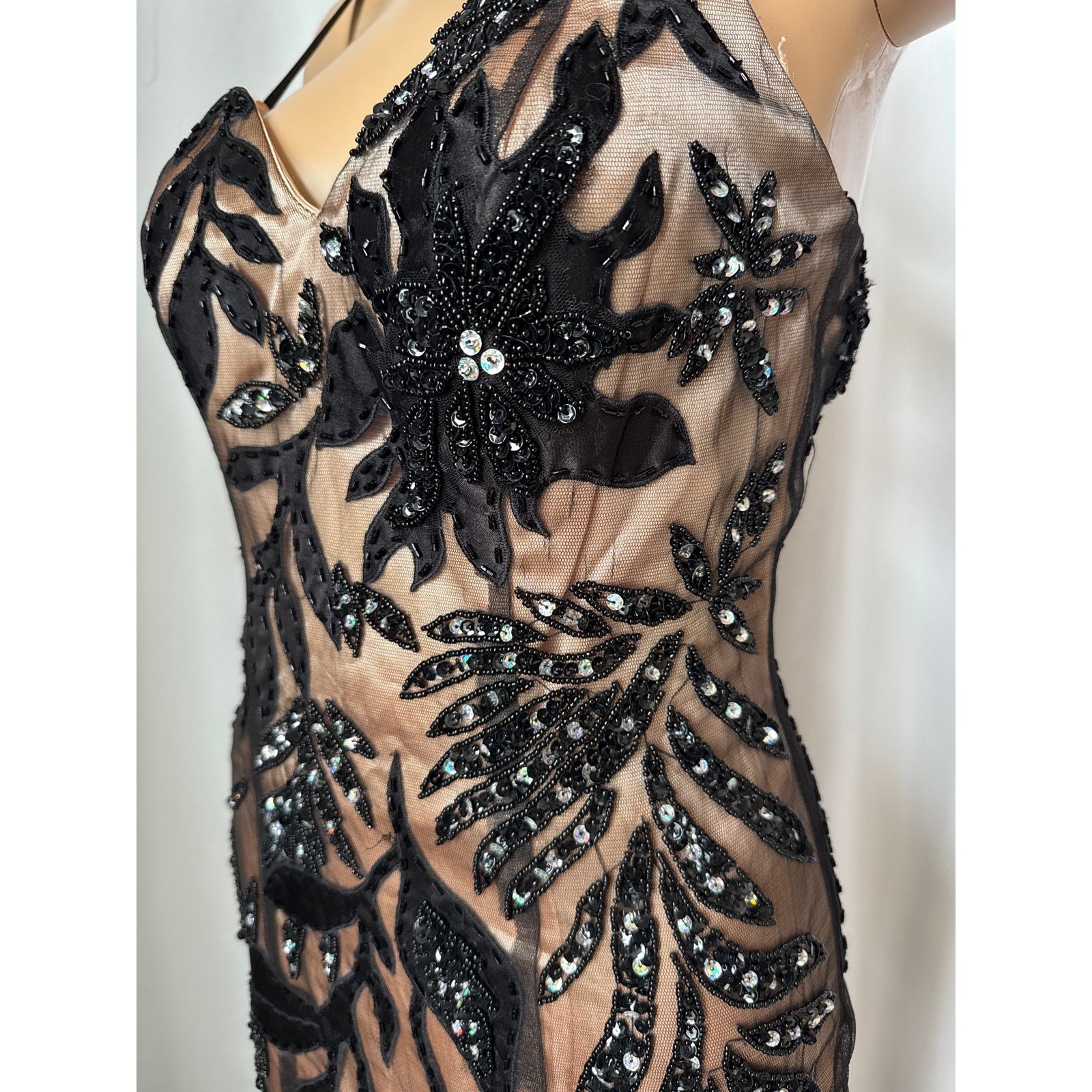 Dave & Johnny black gold beaded sequin V-neck mermaid gown