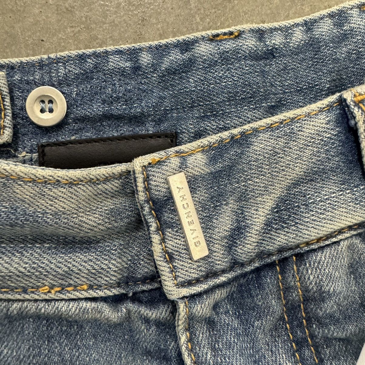 Givenchy Givenchy Moleskin-Trimmed Distressed Denim Cargo Shorts Size US 32 / EU 48 - 4 Thumbnail