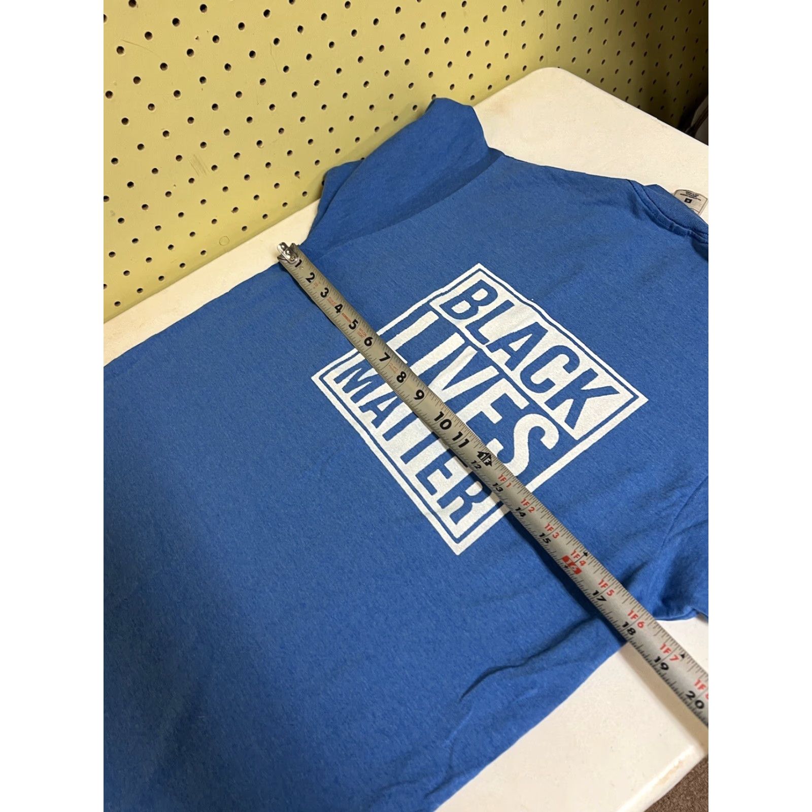 Vintage VINTAGE Black Lives Matter Blue Short Sleeve Distressed Single Stitch T-shirt M Mens Size US M / EU 48-50 / 2 - 7 Thumbnail