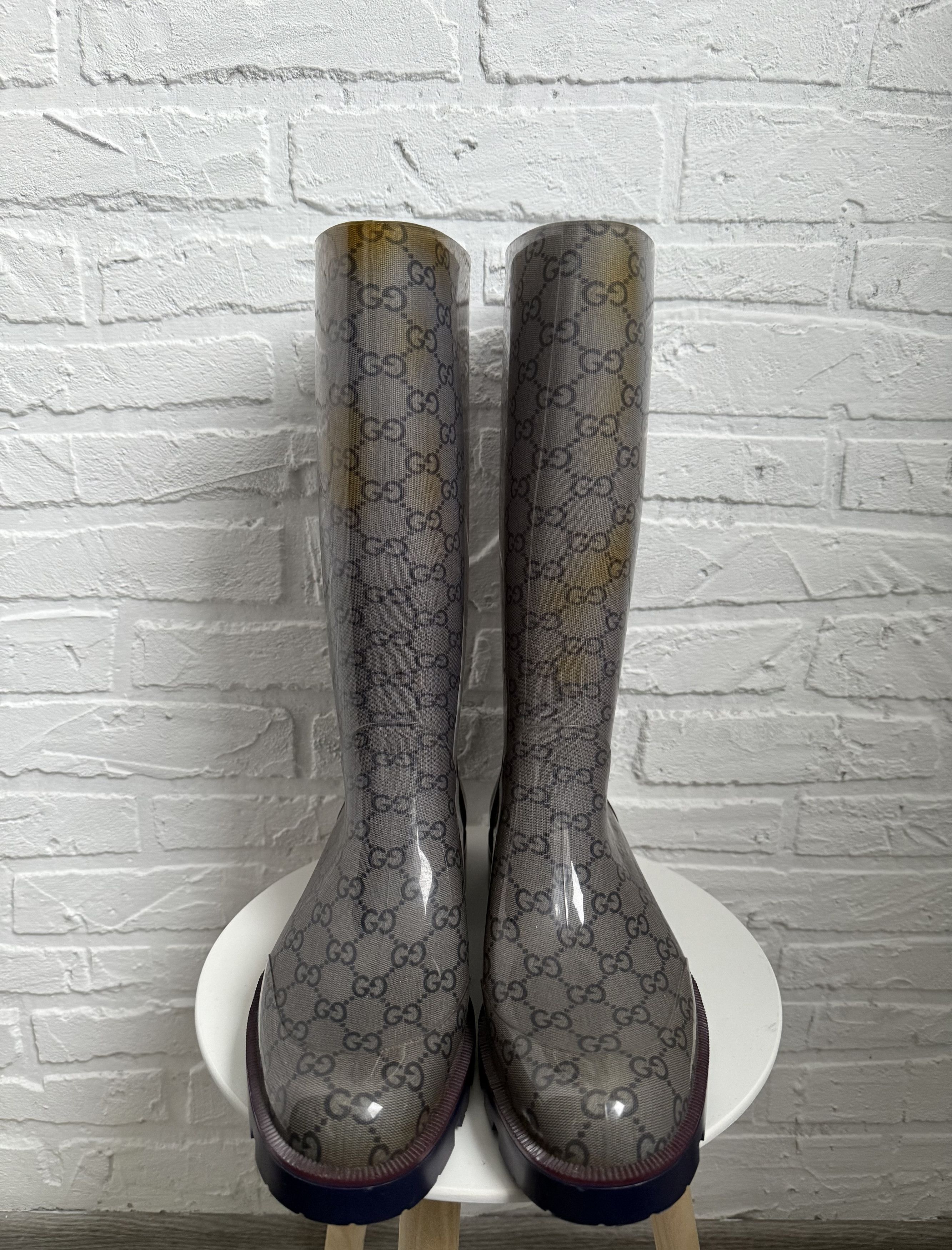 Gucci Gucci GG Monogram Rubber Rain Boots Size US 7 / EU 40 - 2 Thumbnail