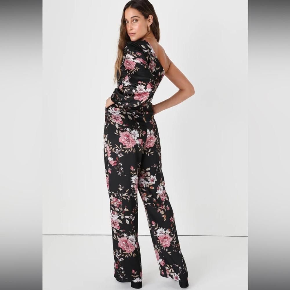 Lulus Lulus l NWT Black Satin Floral One-Shoulder Jumpsuit Small Size 28" / US 6 / IT 42 - 2 Thumbnail