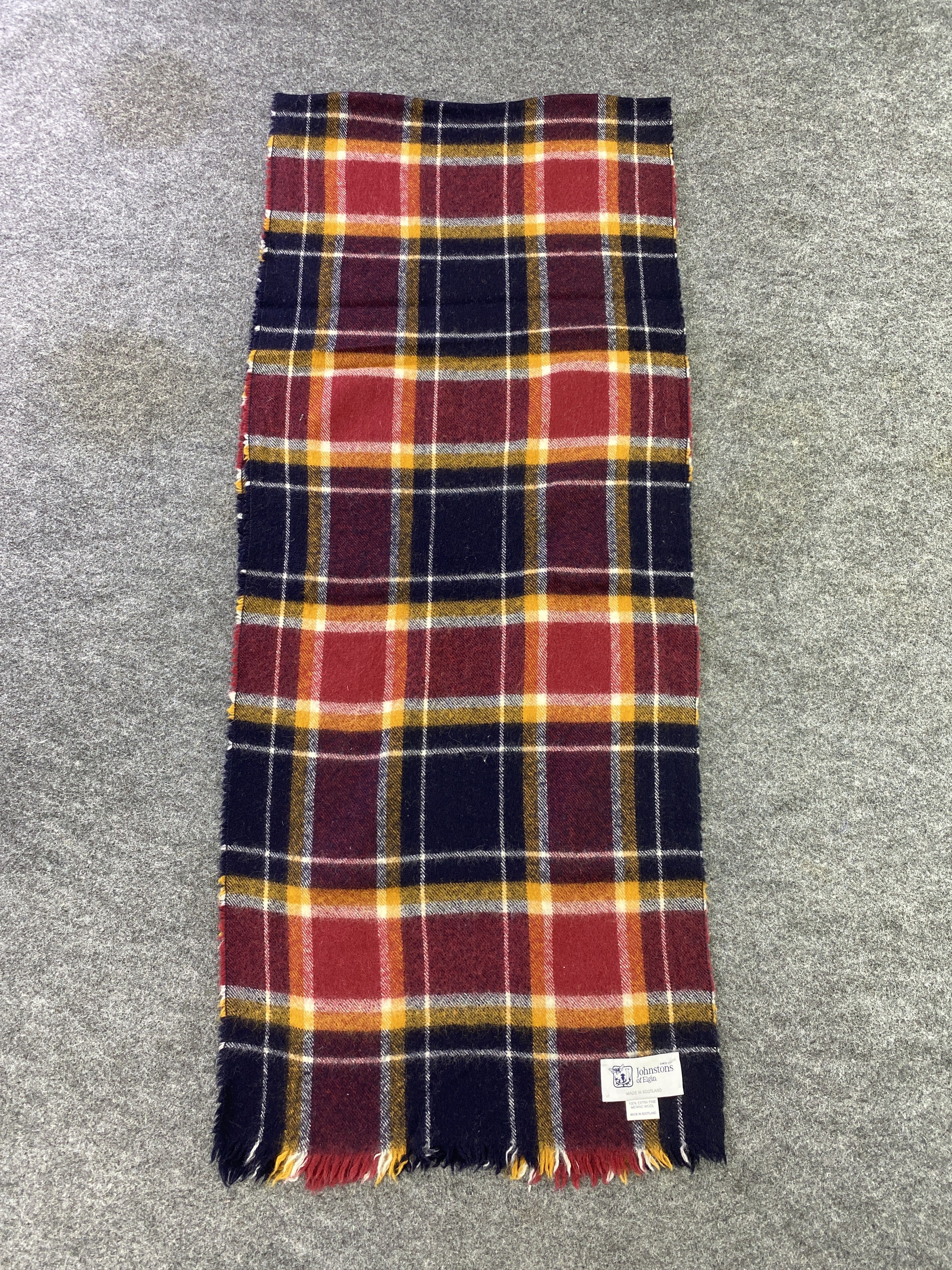 Johnstons Of Elgin JOHNSTONS OF ELGIN Scarf / Muffler / Neckwear -T591 Size ONE SIZE - 2 Thumbnail