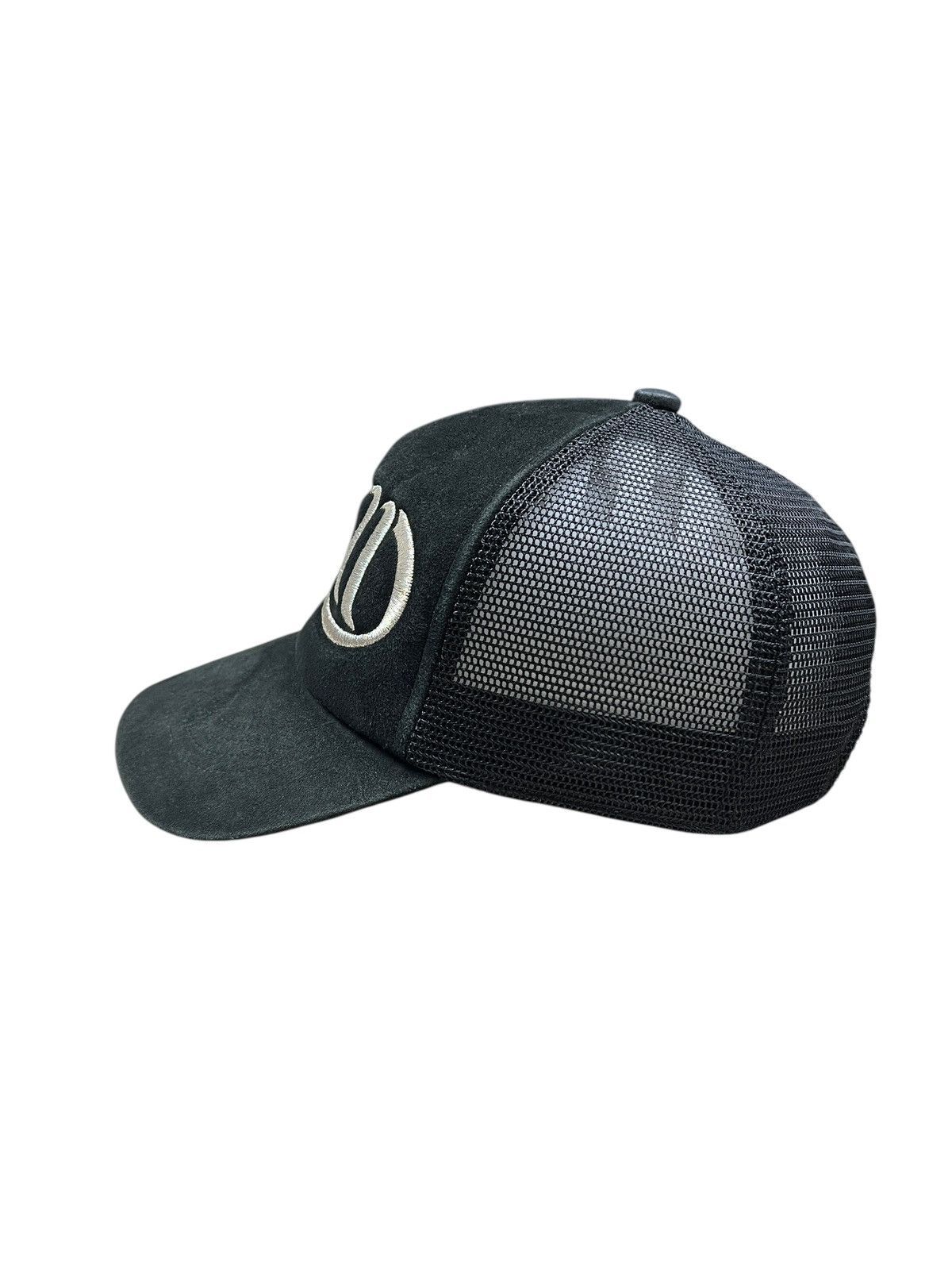 Isamu Katayama Backlash Isamu Katayama Backlash ‘Roll” Leather Trucker Hat Size ONE SIZE - 4 Thumbnail