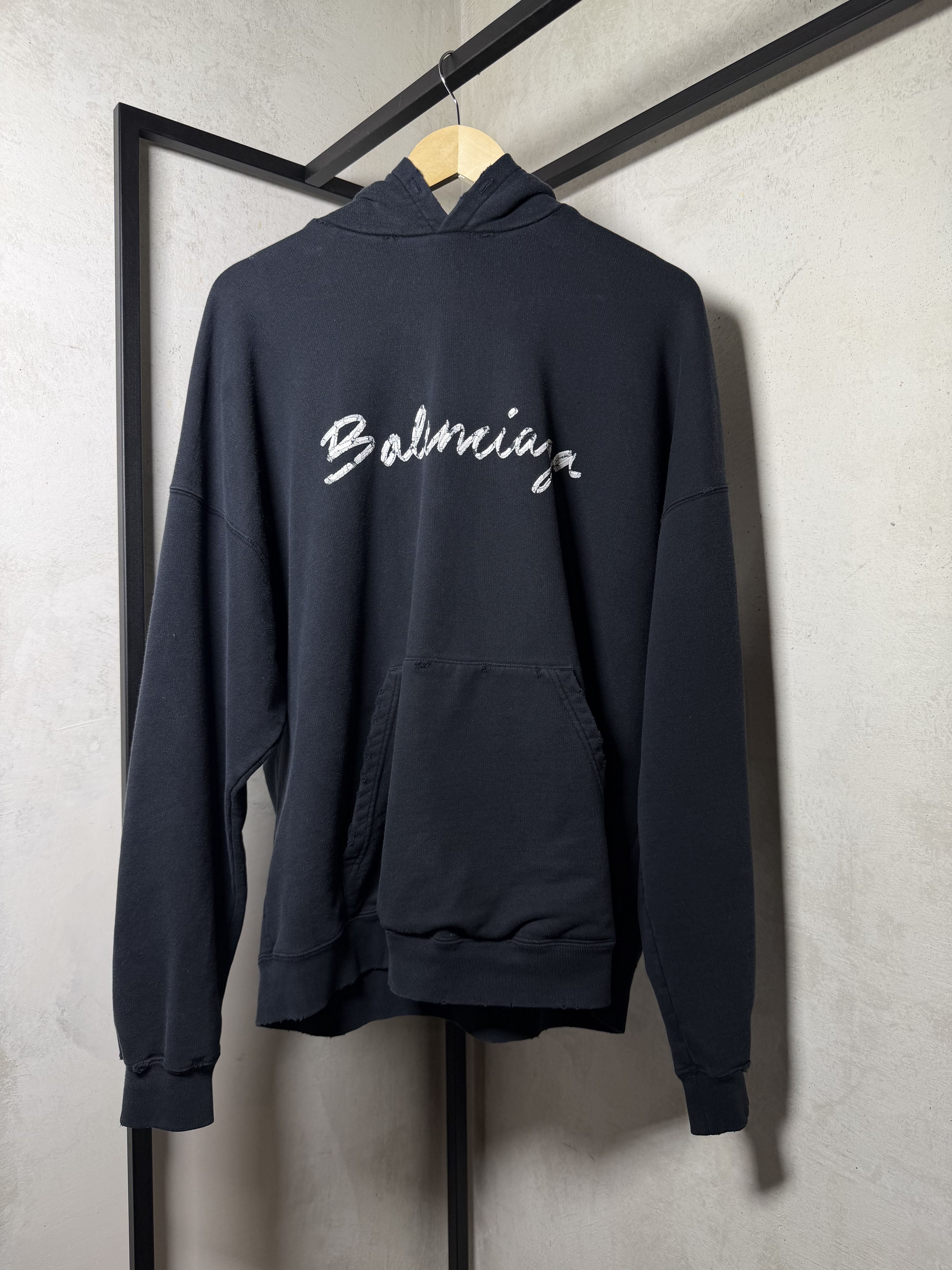 Balenciaga Balenciaga Distressed Cursive Logo Hoodie Size US M / EU 48-50 / 2 - 2 Thumbnail