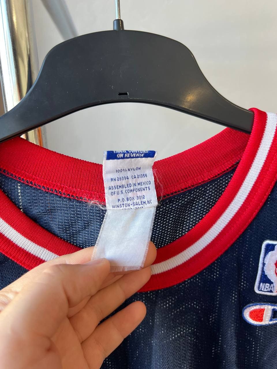 NBA 90’S HOUSTON ROCKETS #4 BARKLEY BASKETBALL CHAMPION JERSEY Size US M / EU 48-50 / 2 - 8 Thumbnail