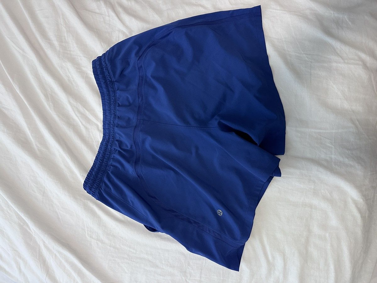 Lululemon Lululemon 5” Pacebreaker shorts L Size US 30 / EU 46 - 2 Thumbnail